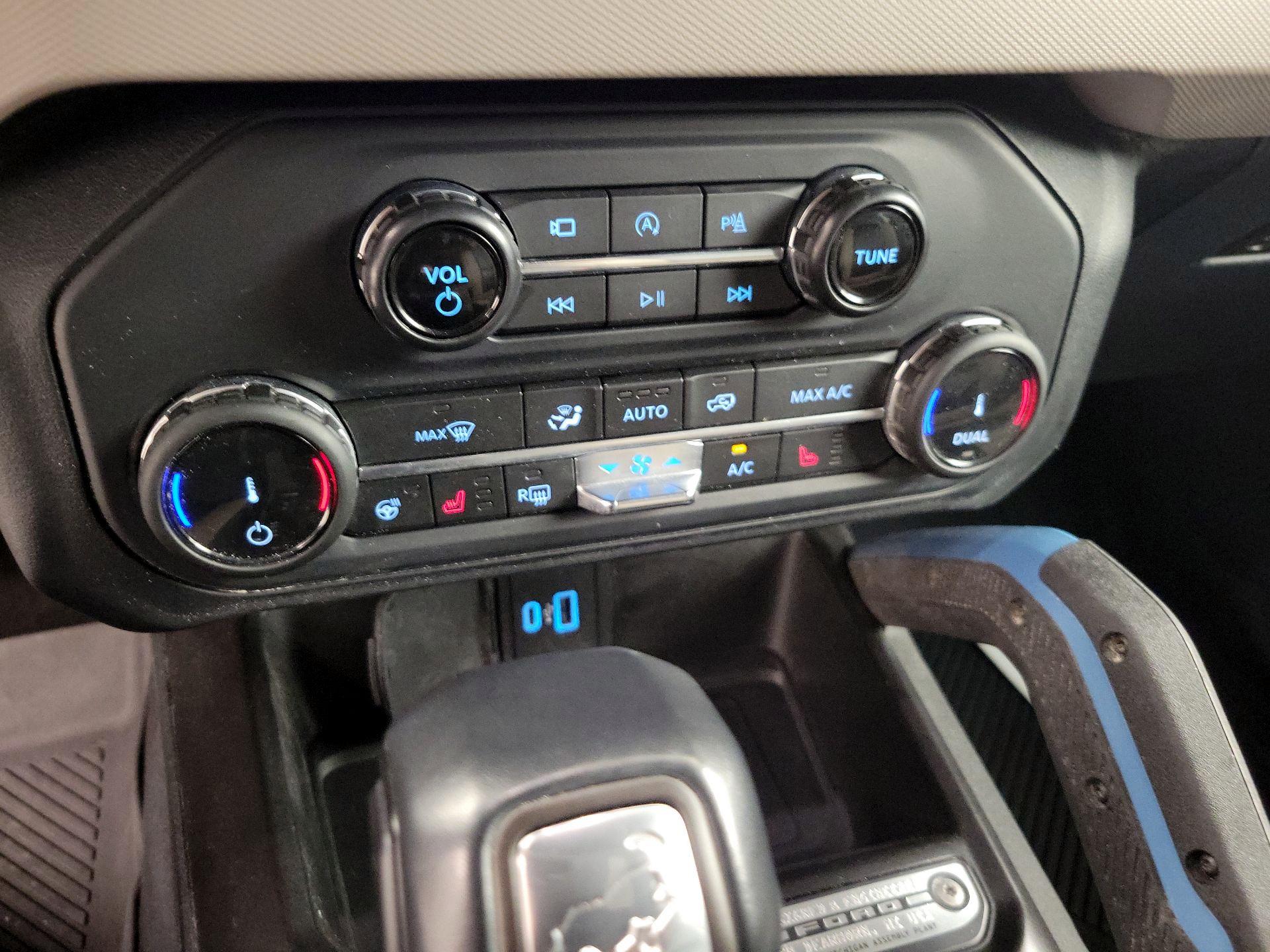 Thumbnail: 2022 Ford Bronco - 17