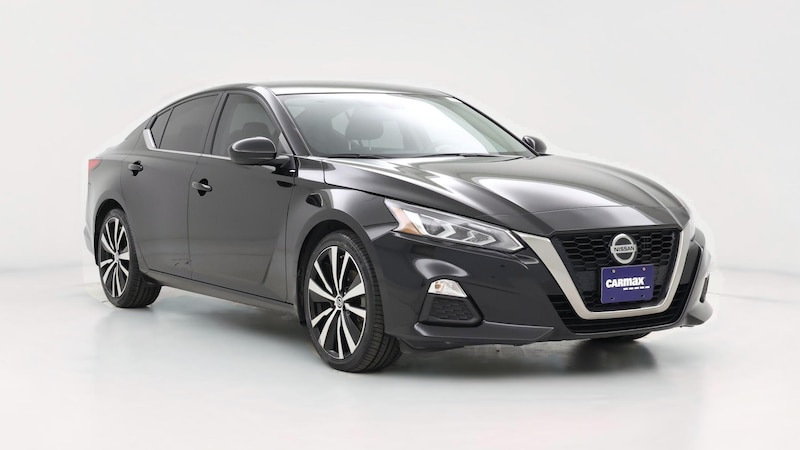 2022 Nissan Altima SR Hero Image