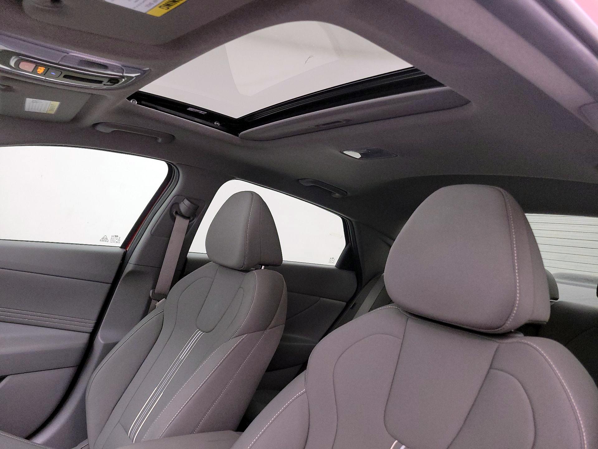 Thumbnail: 2024 Hyundai Elantra - 20
