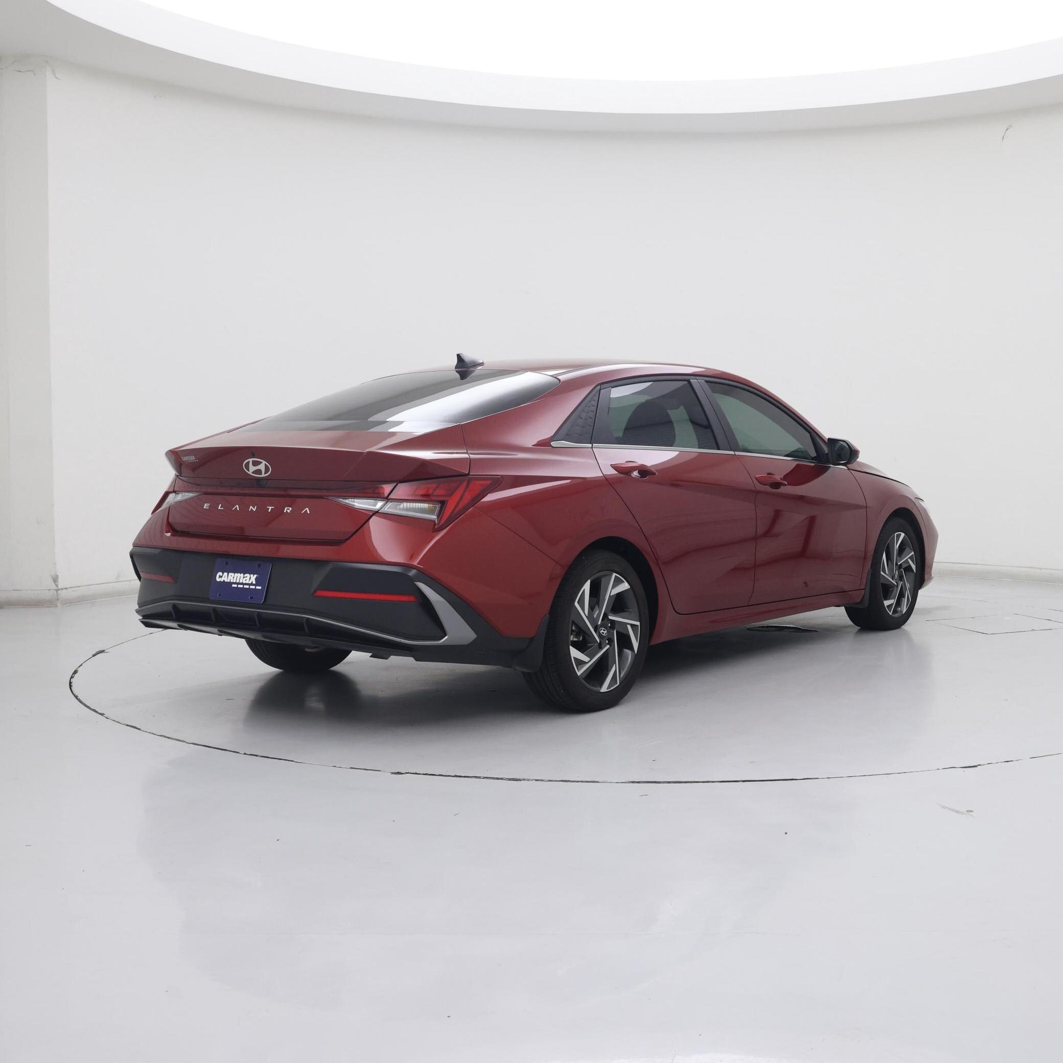 Thumbnail: 2024 Hyundai Elantra - 8