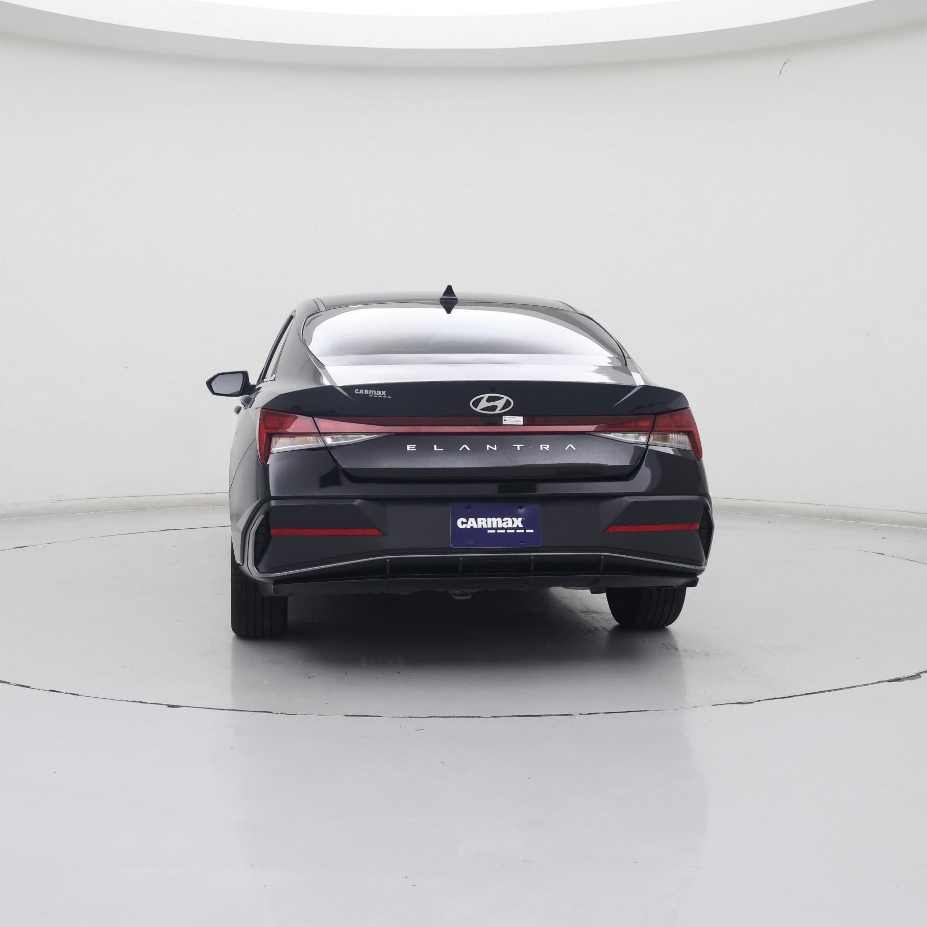 Thumbnail: 2024 Hyundai Elantra - 6