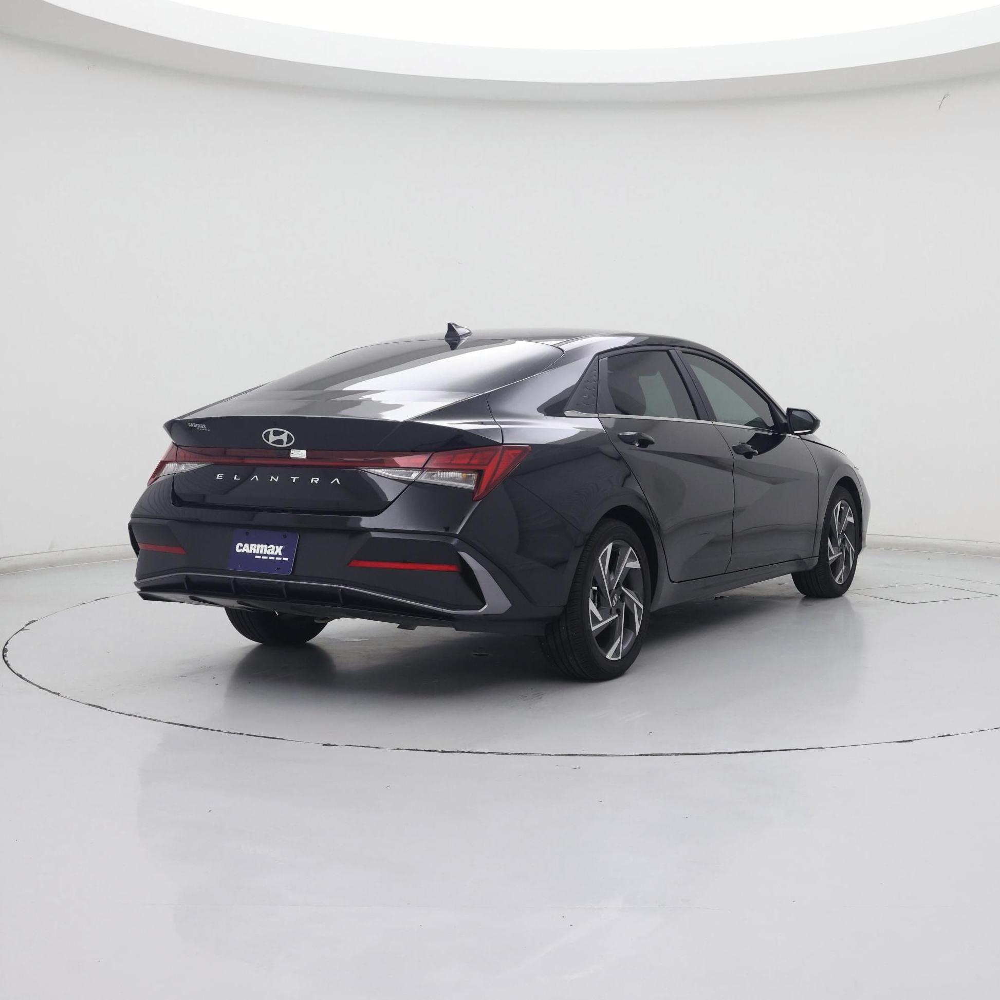 Thumbnail: 2024 Hyundai Elantra - 8