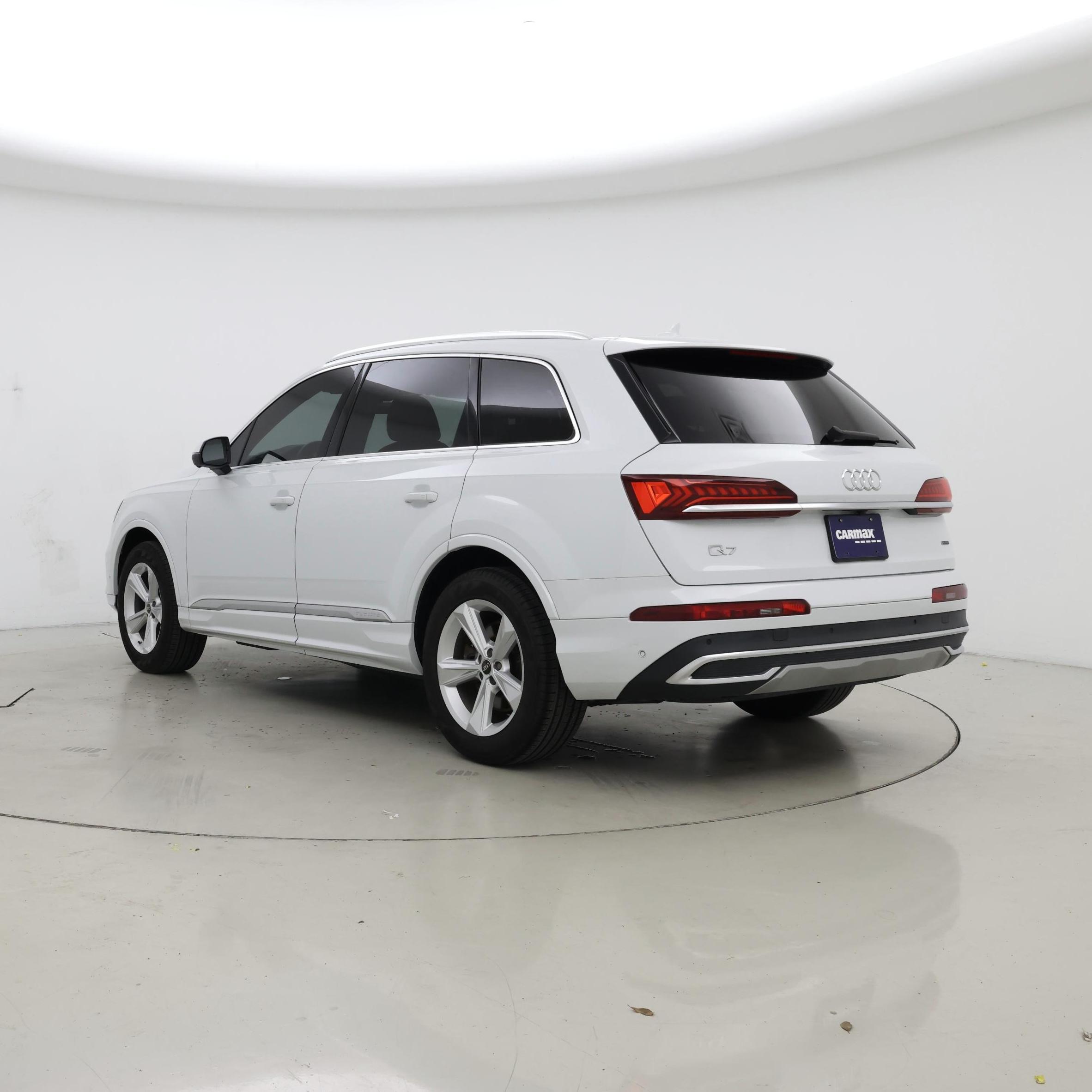 Thumbnail: 2022 Audi Q7 - 2