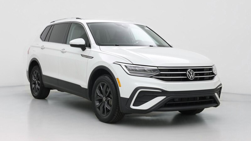 2023 Volkswagen Tiguan SE Hero Image