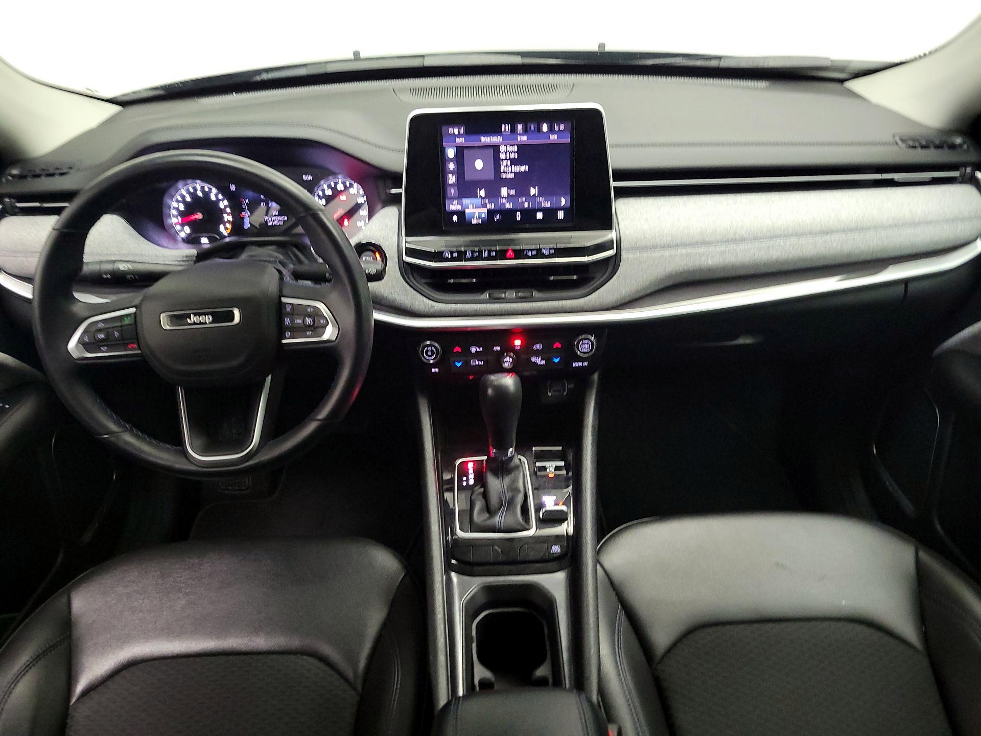 Thumbnail: 2022 Jeep Compass - 9