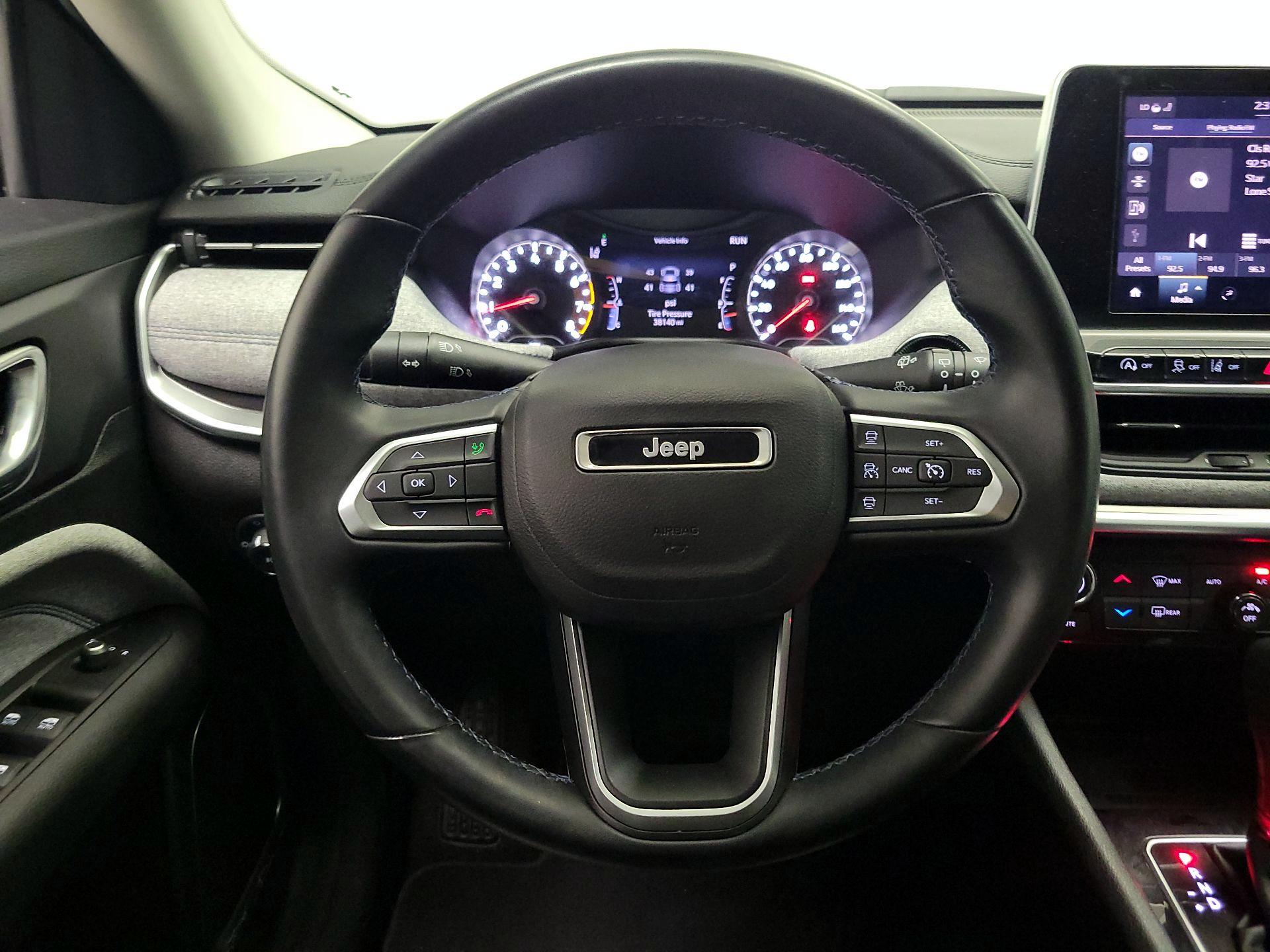 Thumbnail: 2022 Jeep Compass - 10
