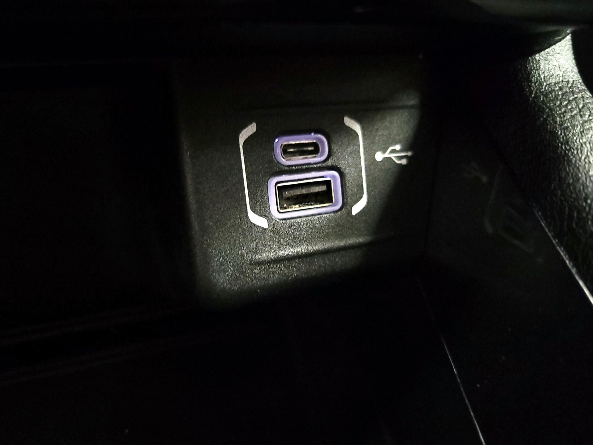 Thumbnail: 2022 Jeep Compass - 18