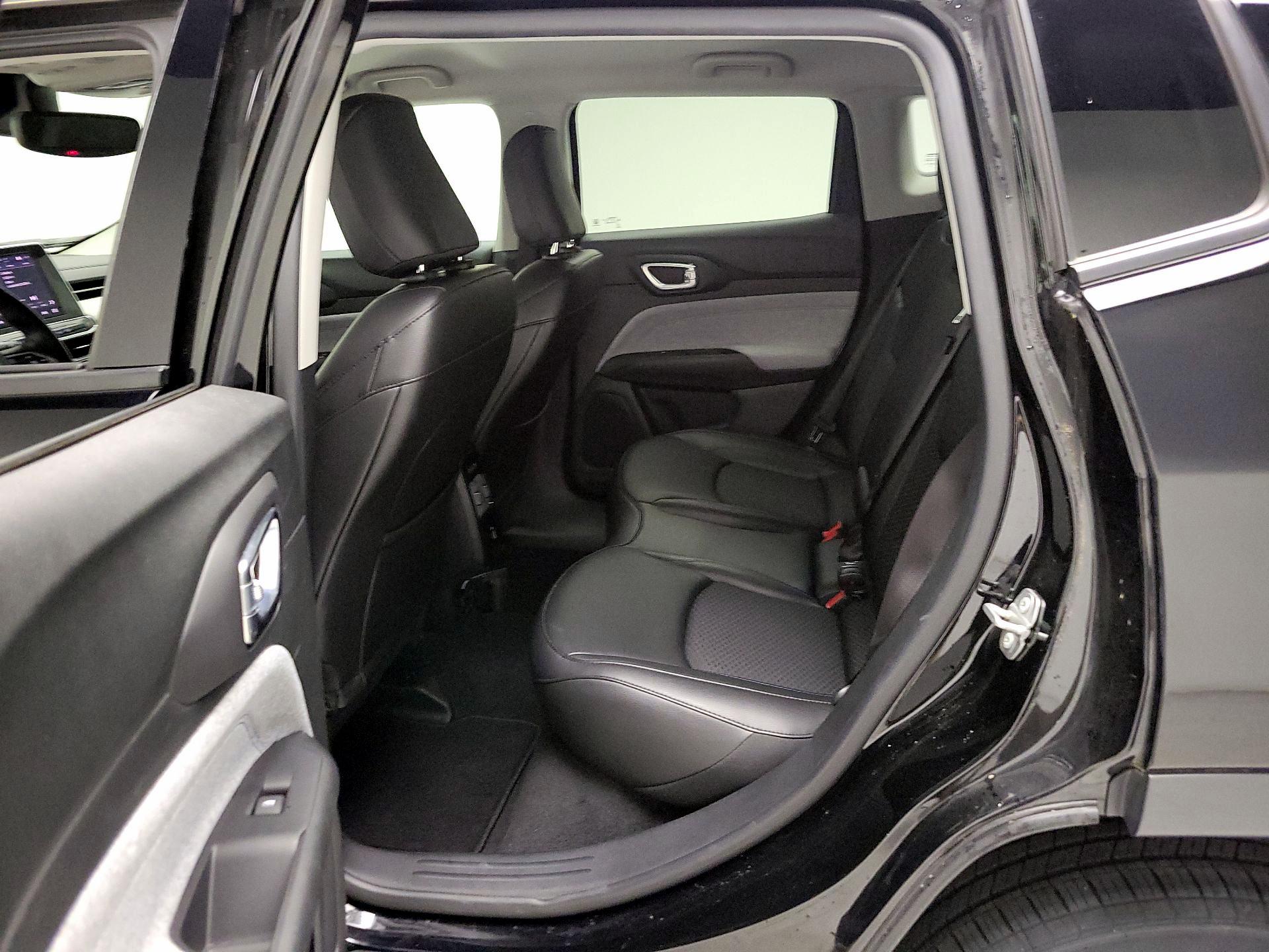 Thumbnail: 2022 Jeep Compass - 19