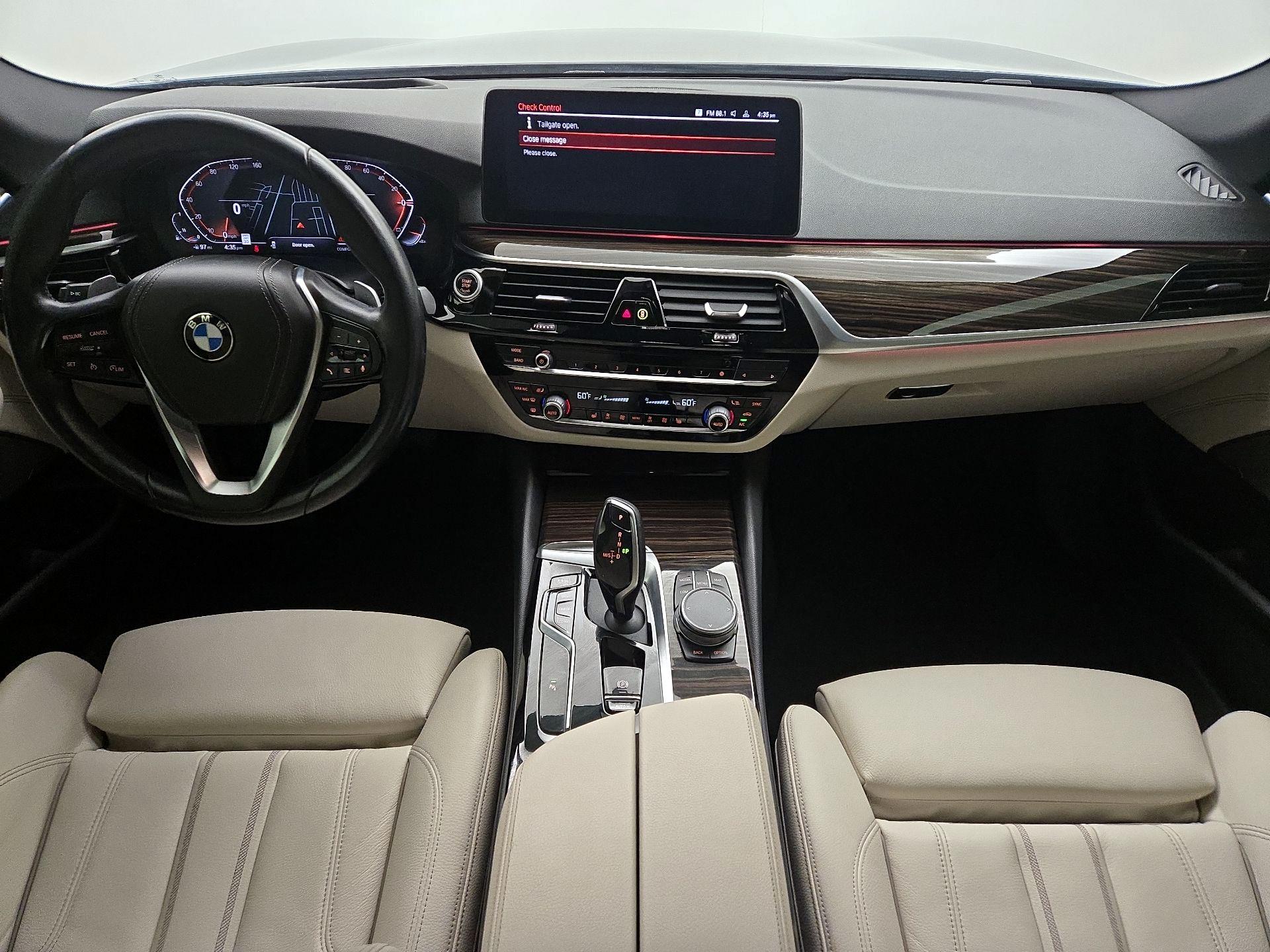 Thumbnail: 2022 BMW 5 Series - 9