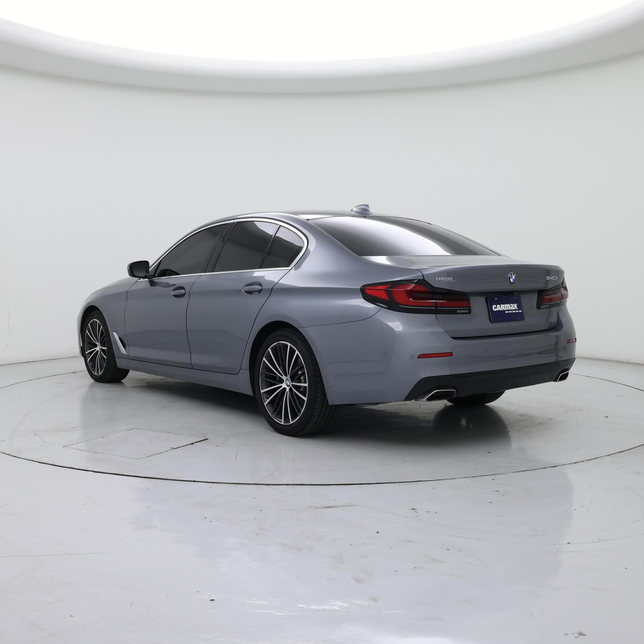 Thumbnail: 2022 BMW 5 Series - 2