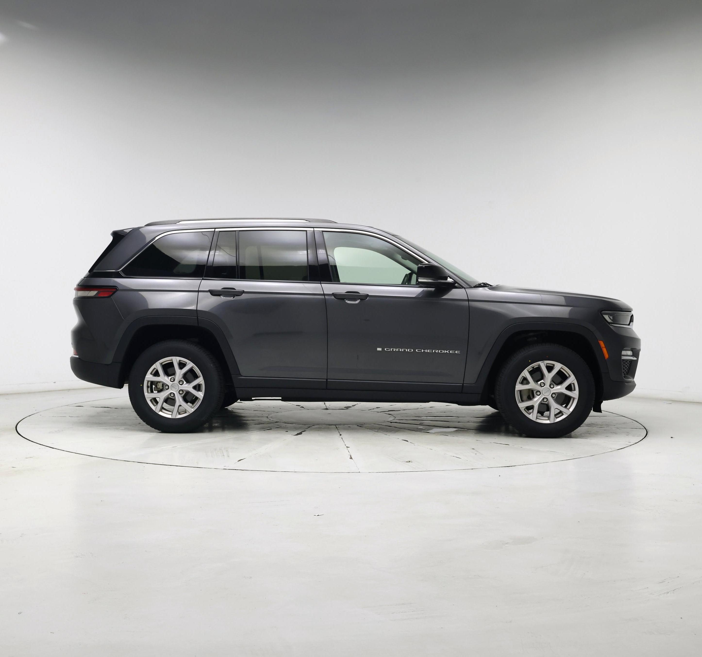 Thumbnail: 2022 Jeep Grand Cherokee - 7