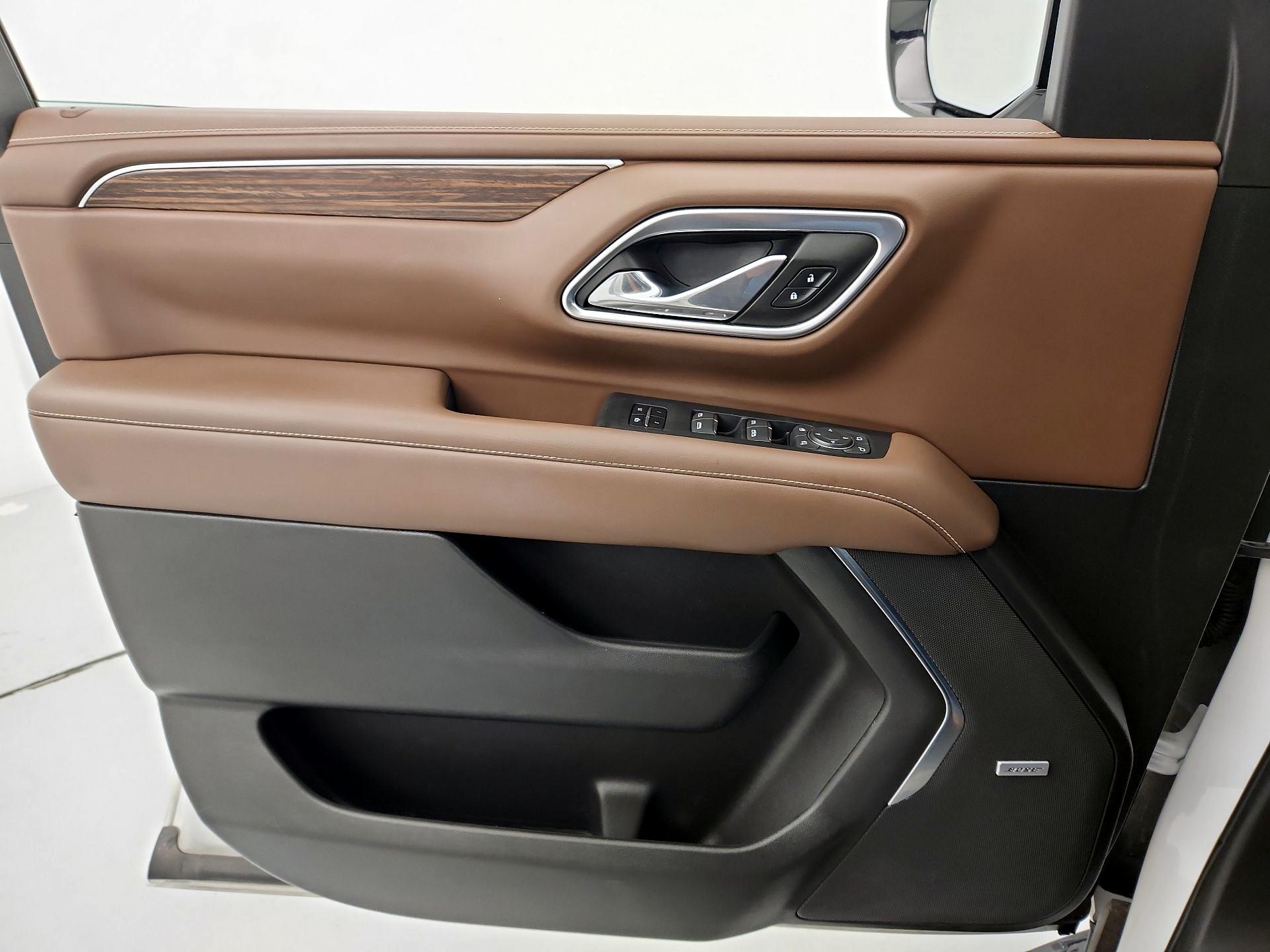 Thumbnail: 2021 Chevrolet Tahoe - 12