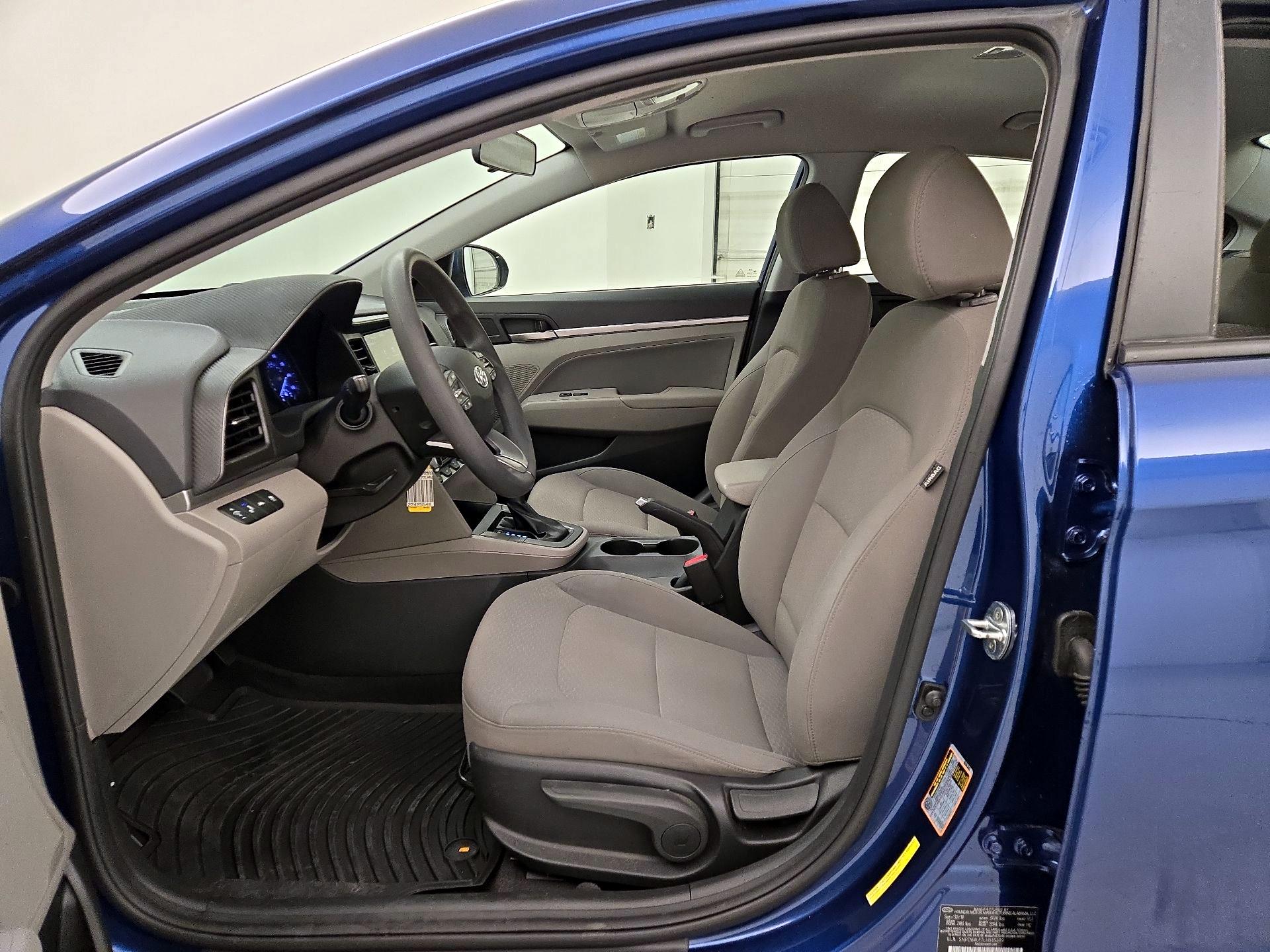 Thumbnail: 2020 Hyundai Elantra - 11