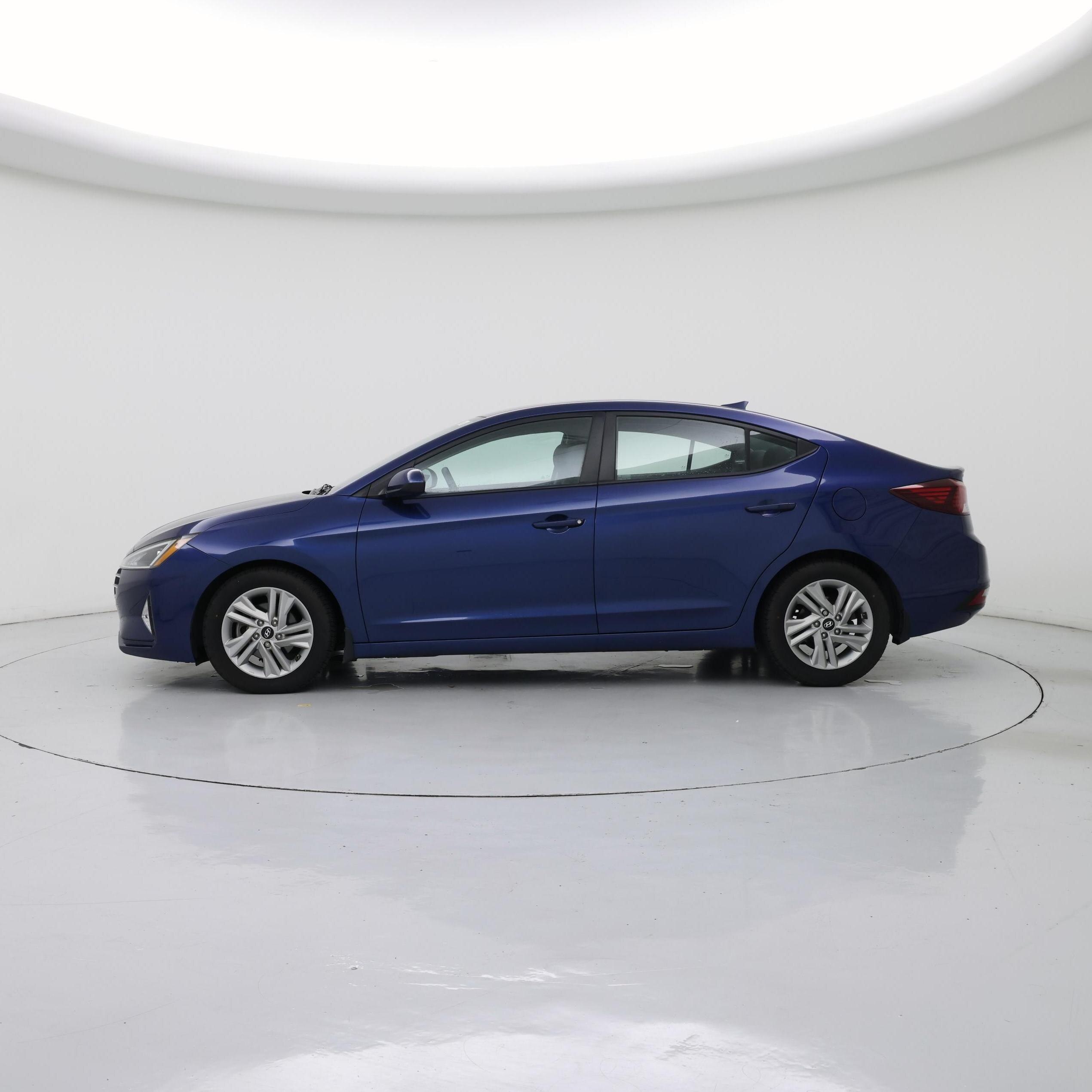 Thumbnail: 2020 Hyundai Elantra - 3