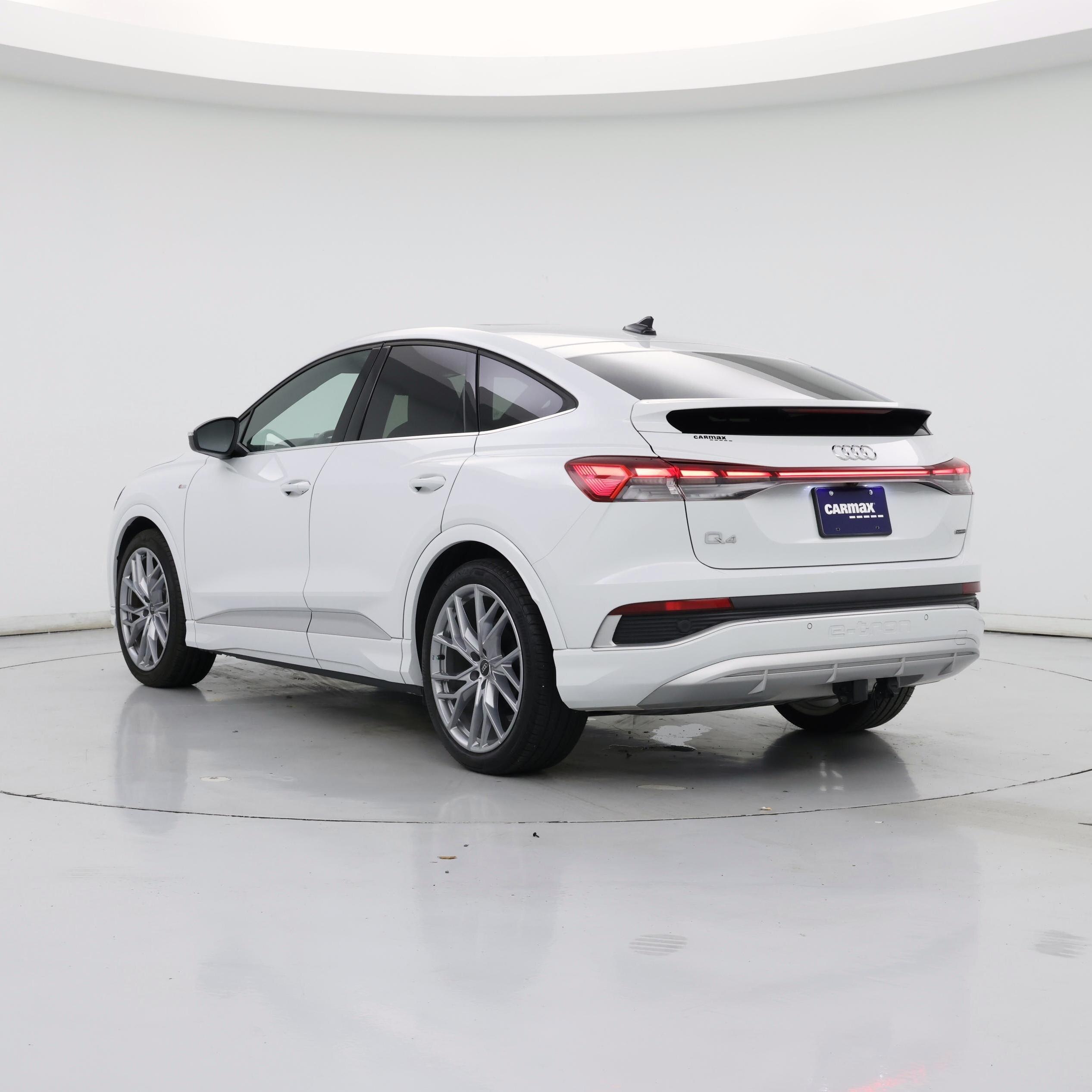 Thumbnail: 2025 Audi Q4 e-tron - 2