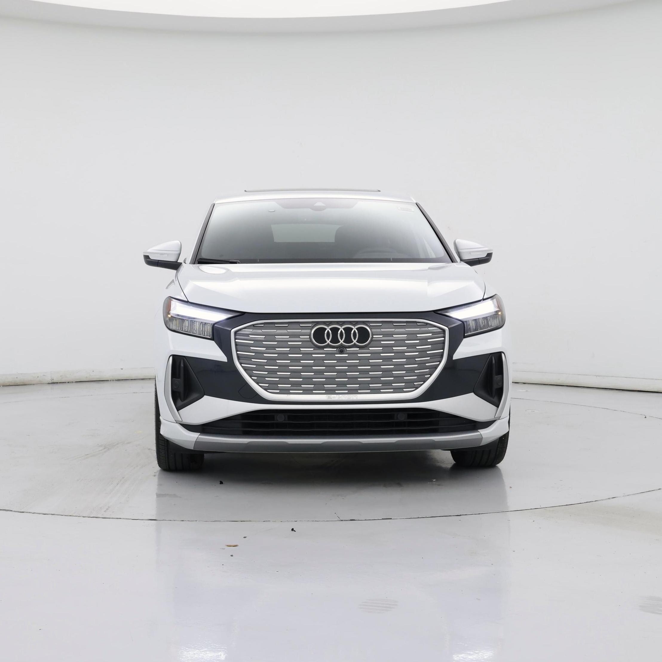 Thumbnail: 2025 Audi Q4 e-tron - 5