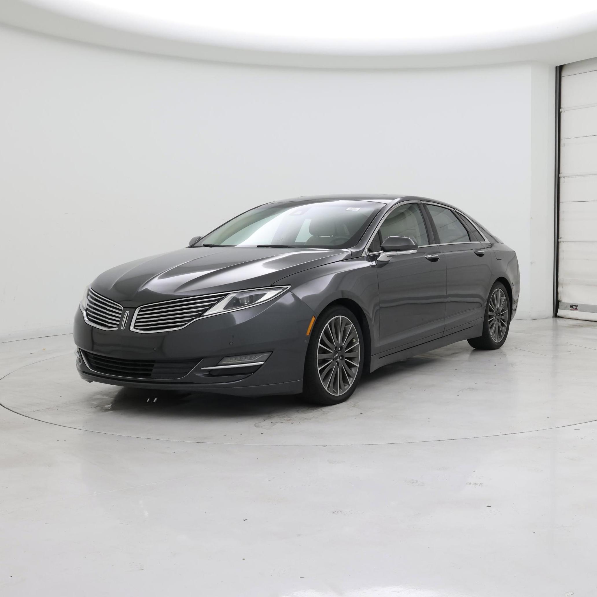Thumbnail: 2015 Lincoln MKZ - 4