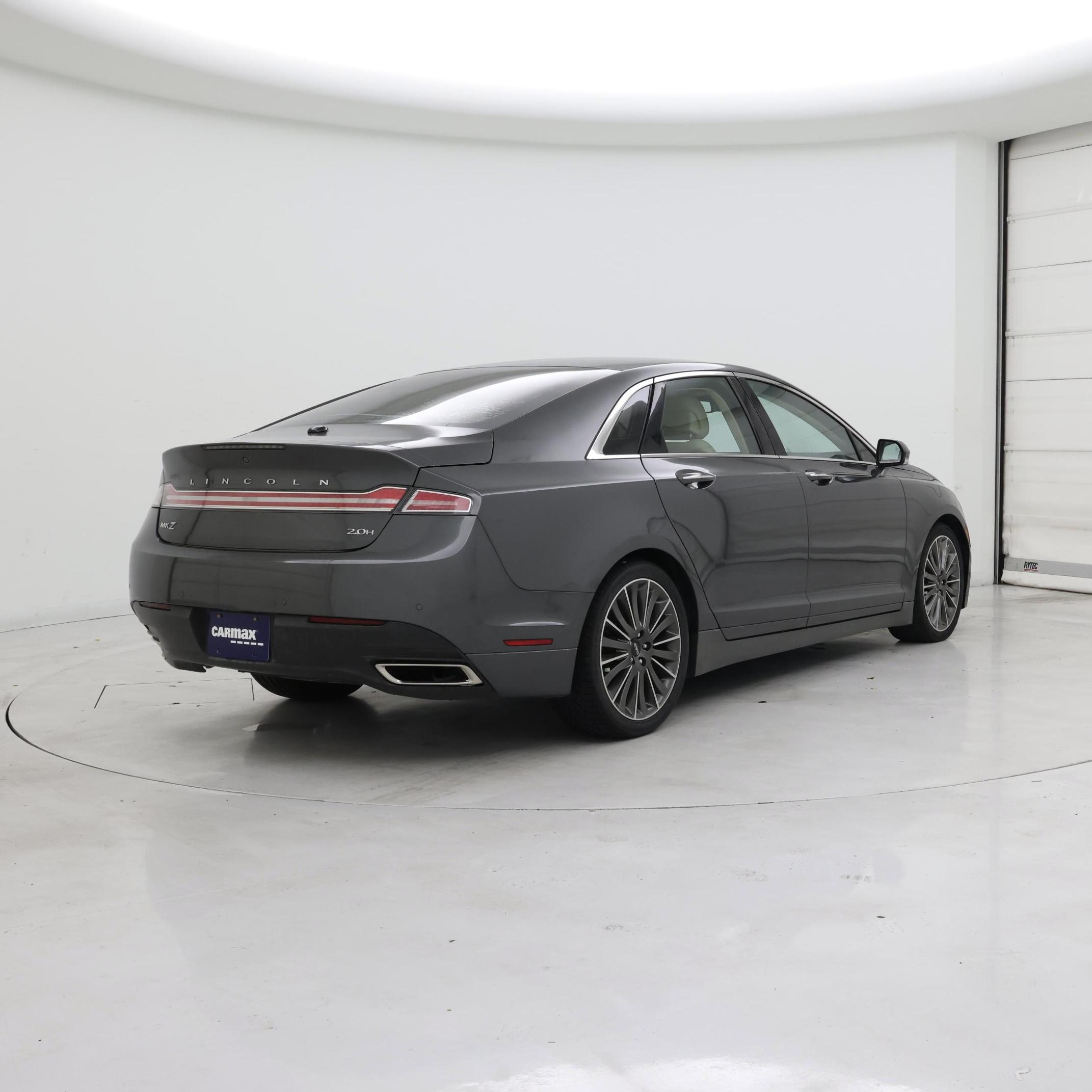 Thumbnail: 2015 Lincoln MKZ - 8