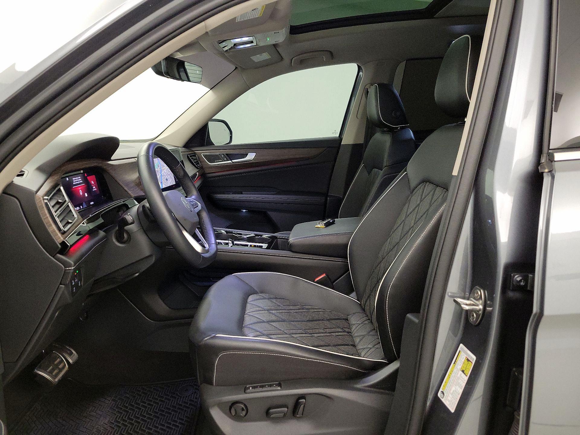 Thumbnail: 2024 Volkswagen Atlas - 11