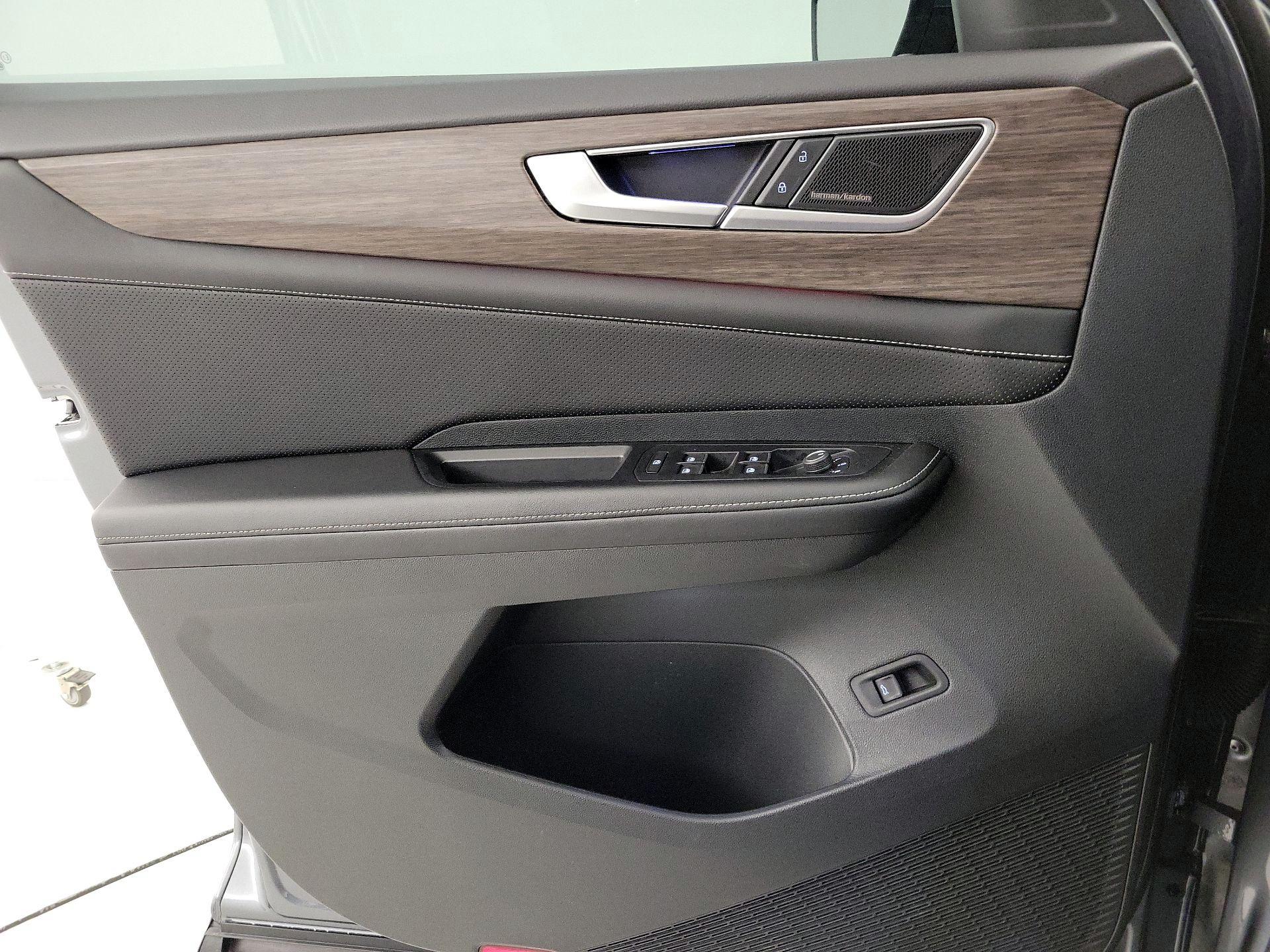 Thumbnail: 2024 Volkswagen Atlas - 12