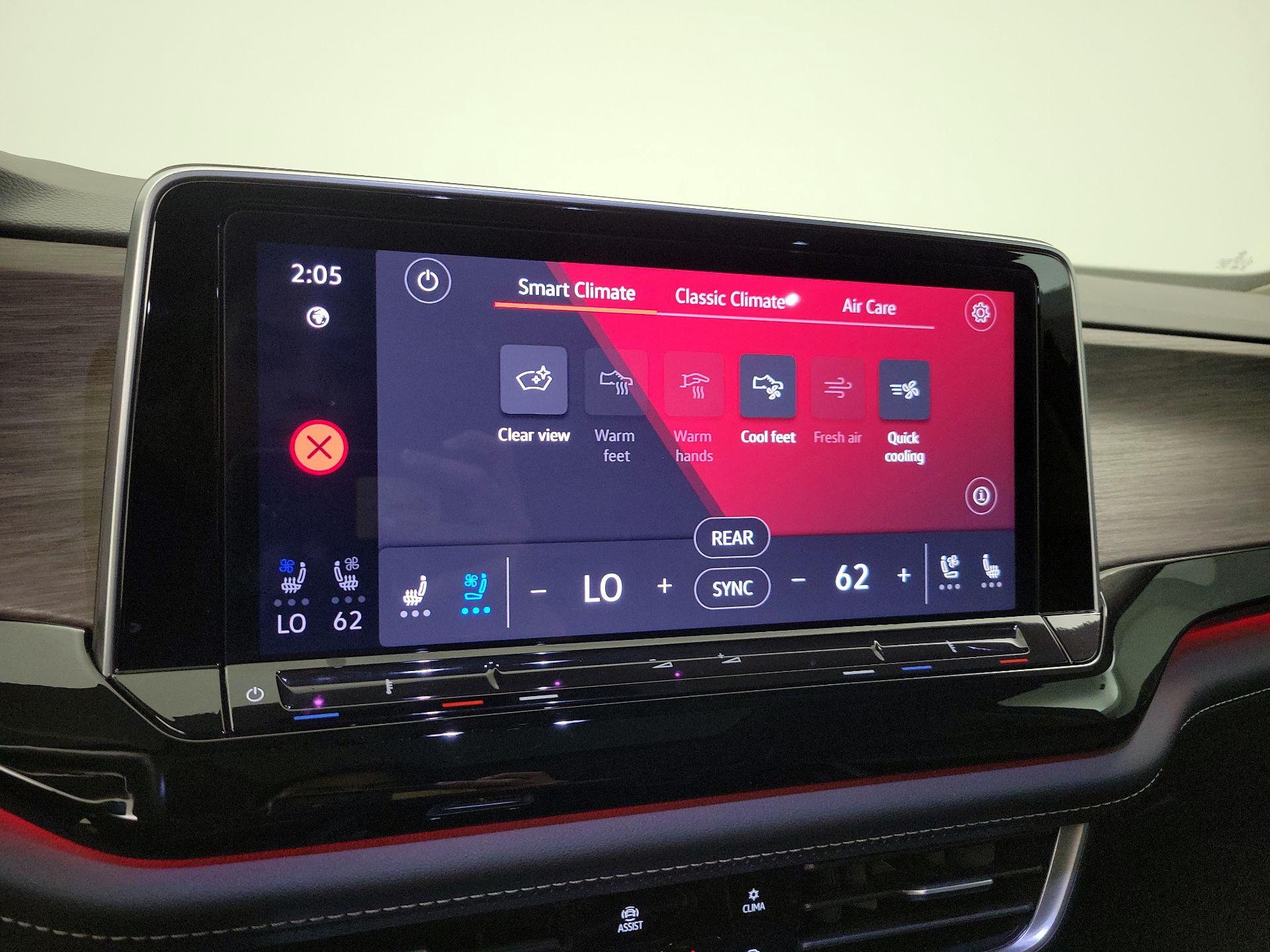 Thumbnail: 2024 Volkswagen Atlas - 16