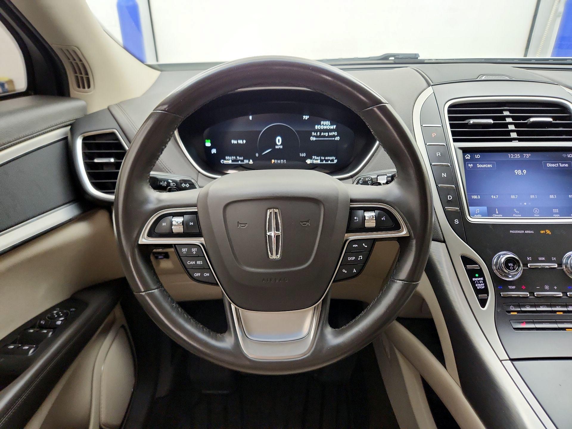 Thumbnail: 2020 Lincoln Nautilus - 10