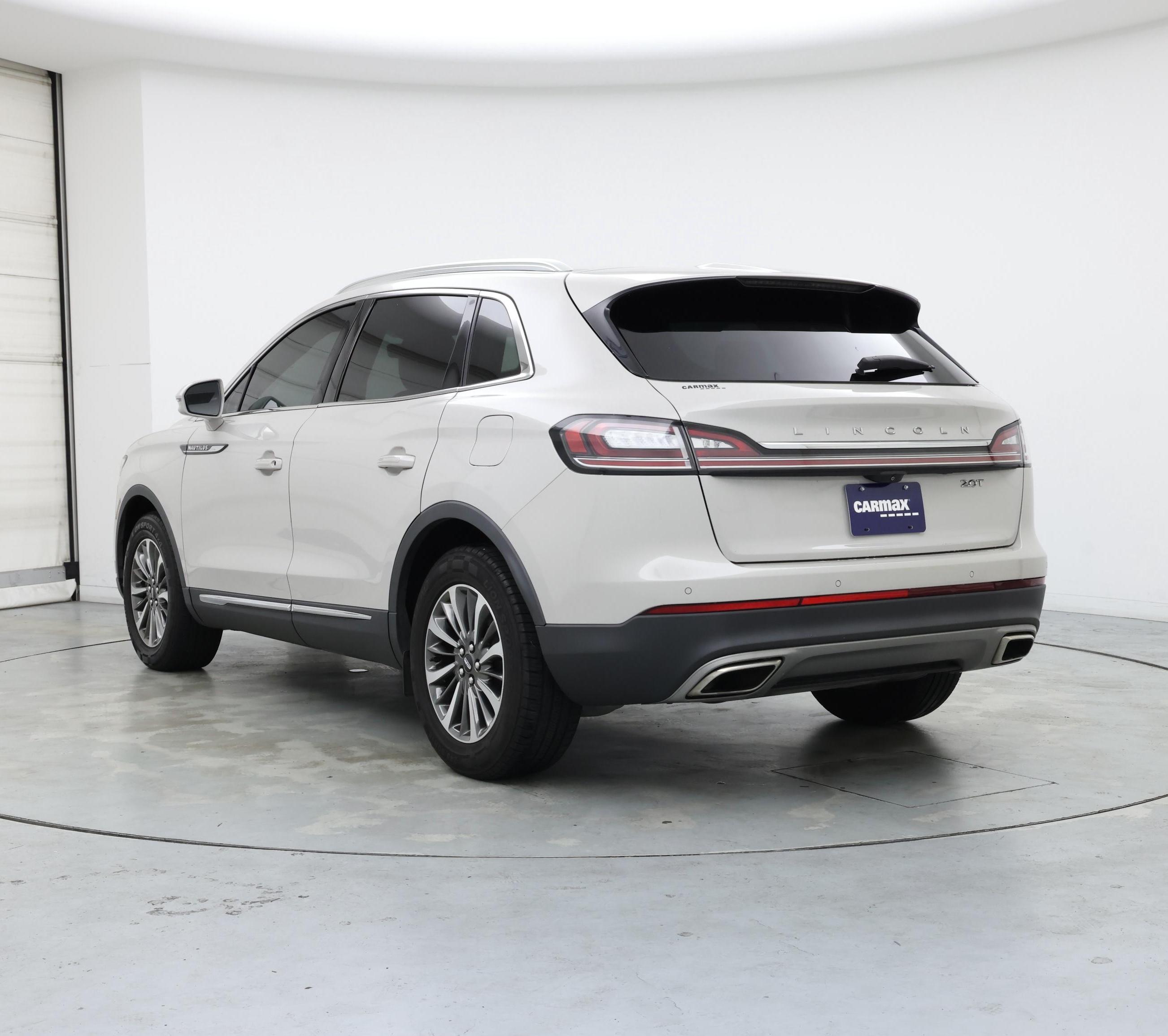 Thumbnail: 2020 Lincoln Nautilus - 2