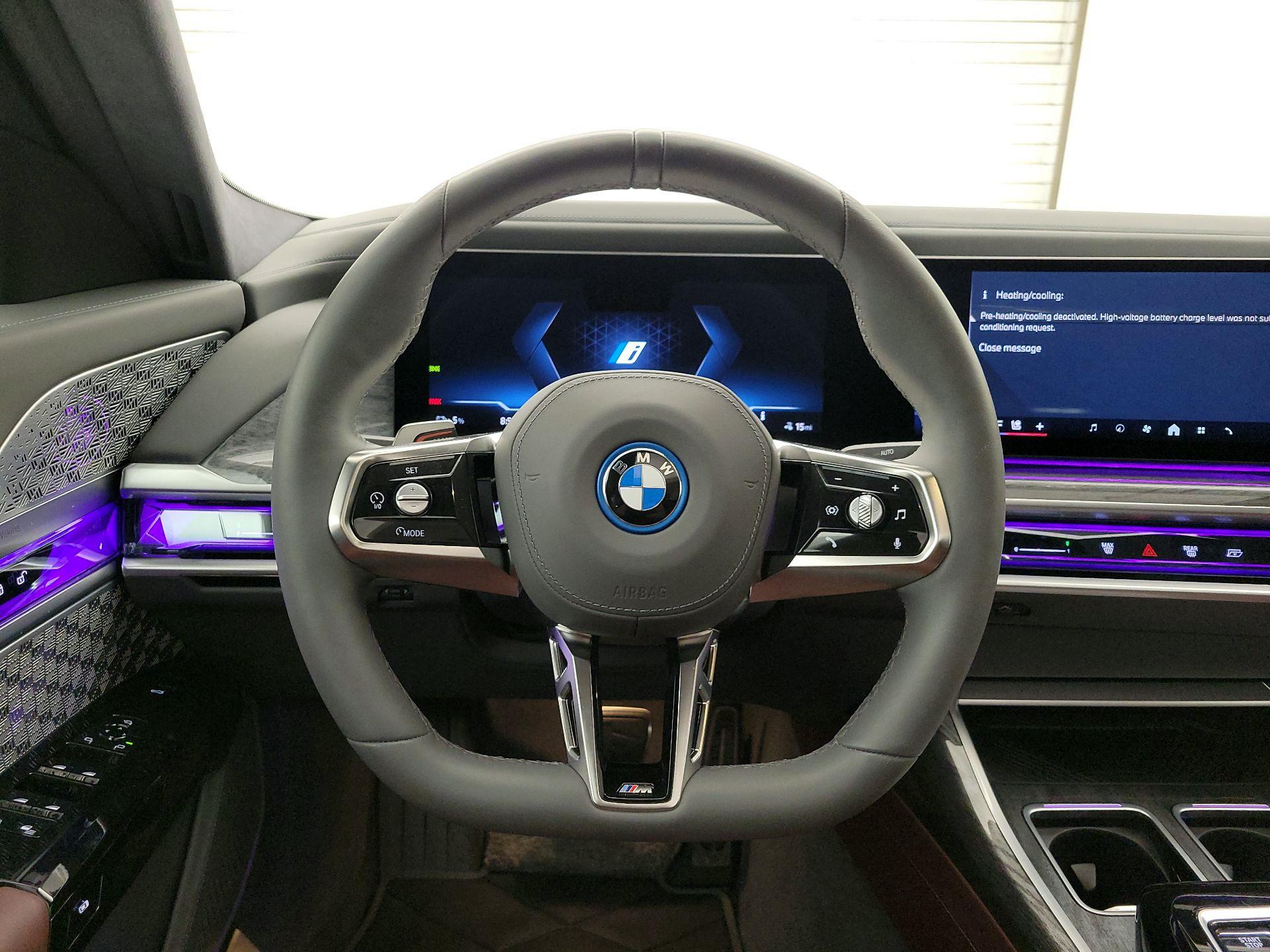 Thumbnail: 2023 BMW i7 - 10