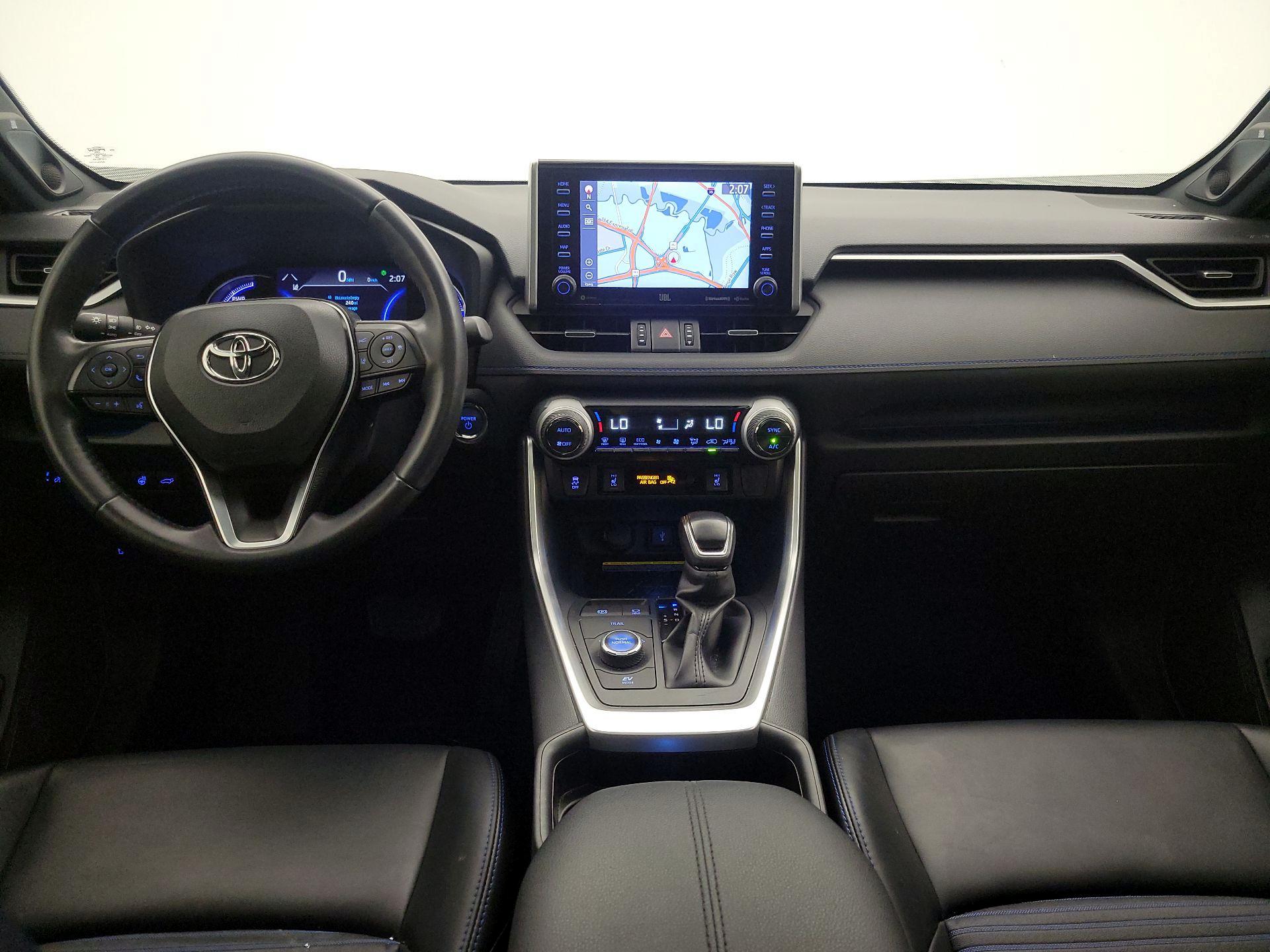 Thumbnail: 2020 Toyota RAV4 - 9