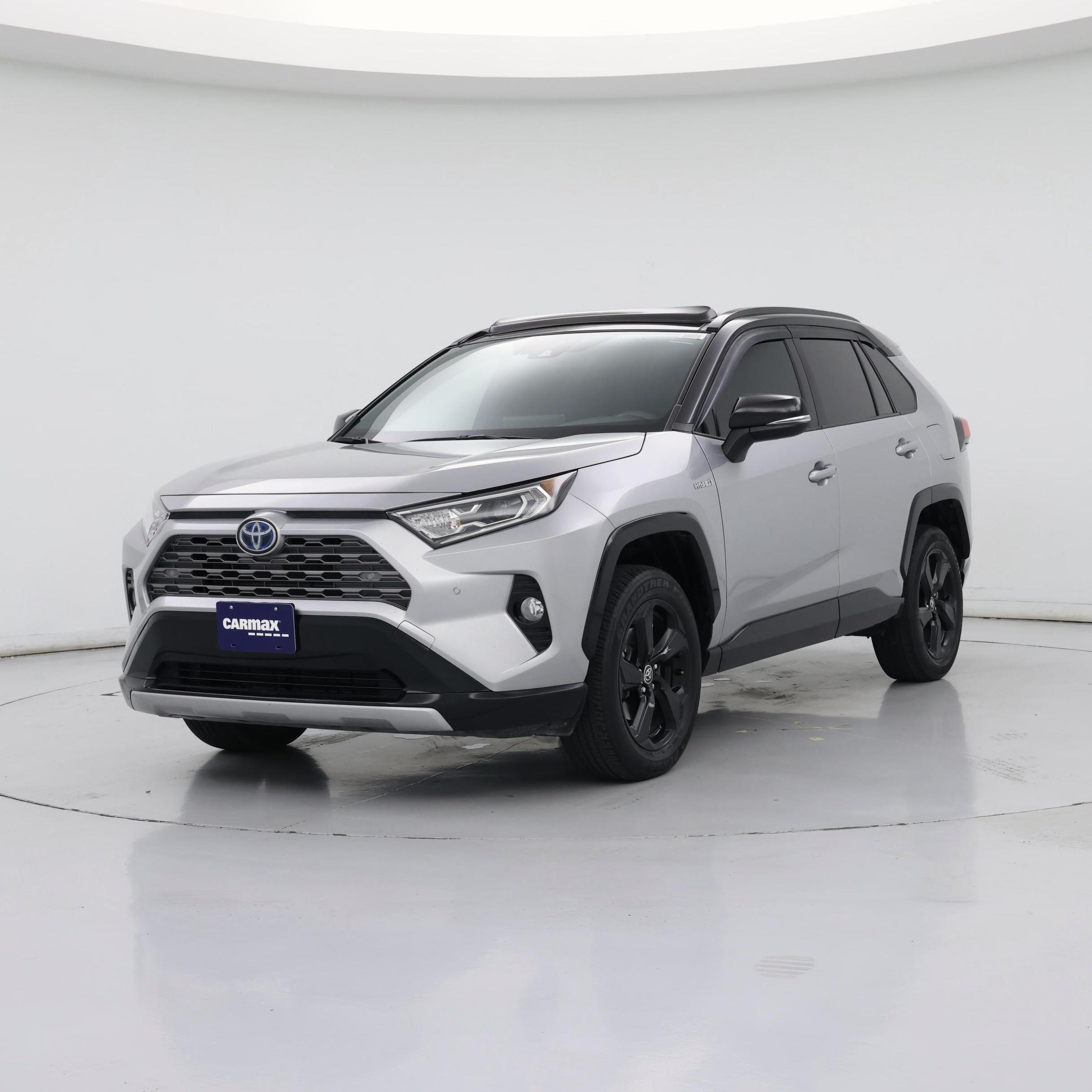 Thumbnail: 2020 Toyota RAV4 - 4