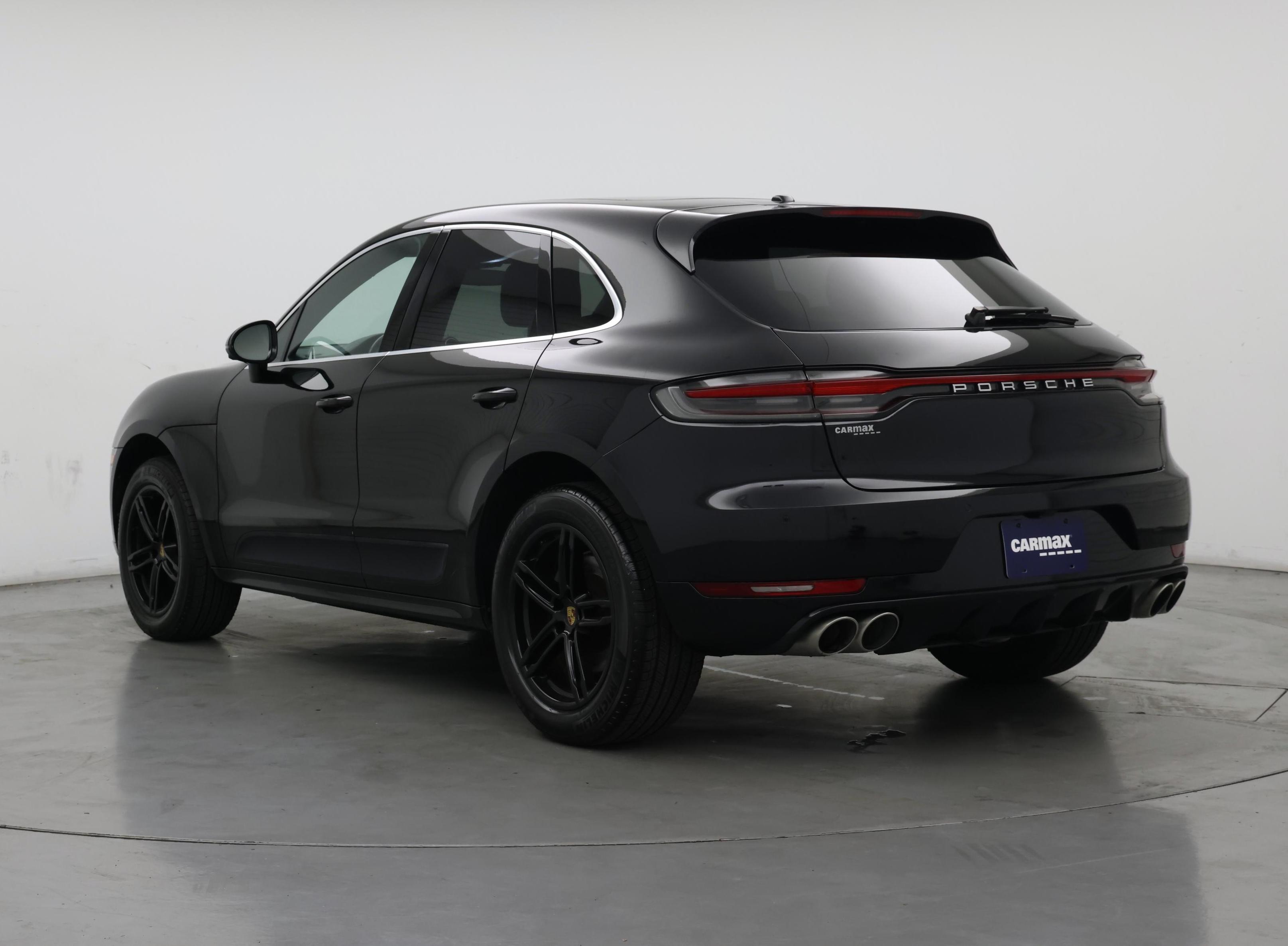 Thumbnail: 2020 Porsche Macan - 2