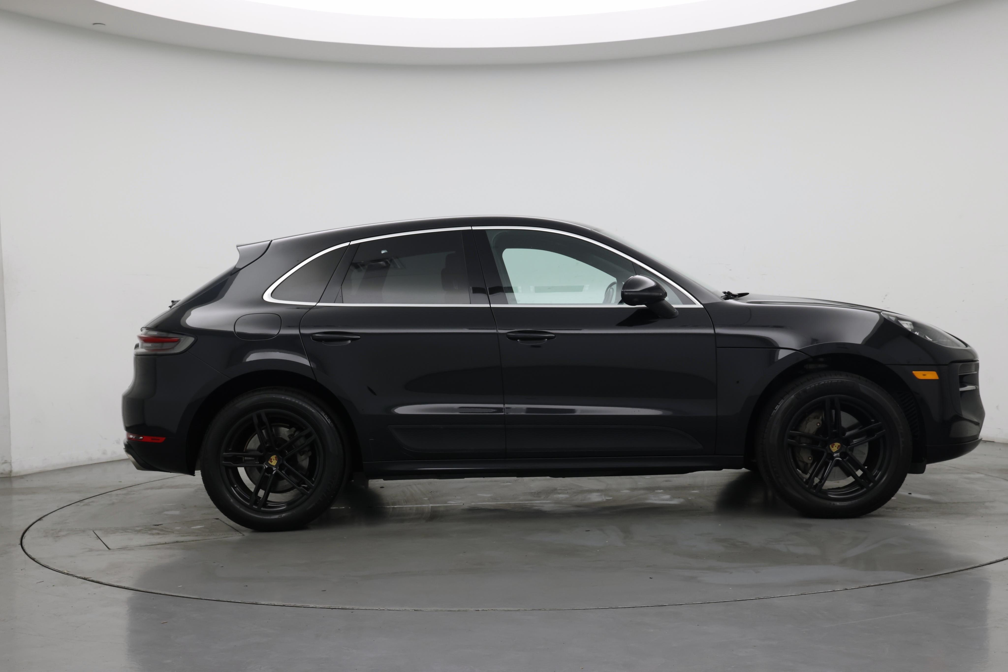 Thumbnail: 2020 Porsche Macan - 7
