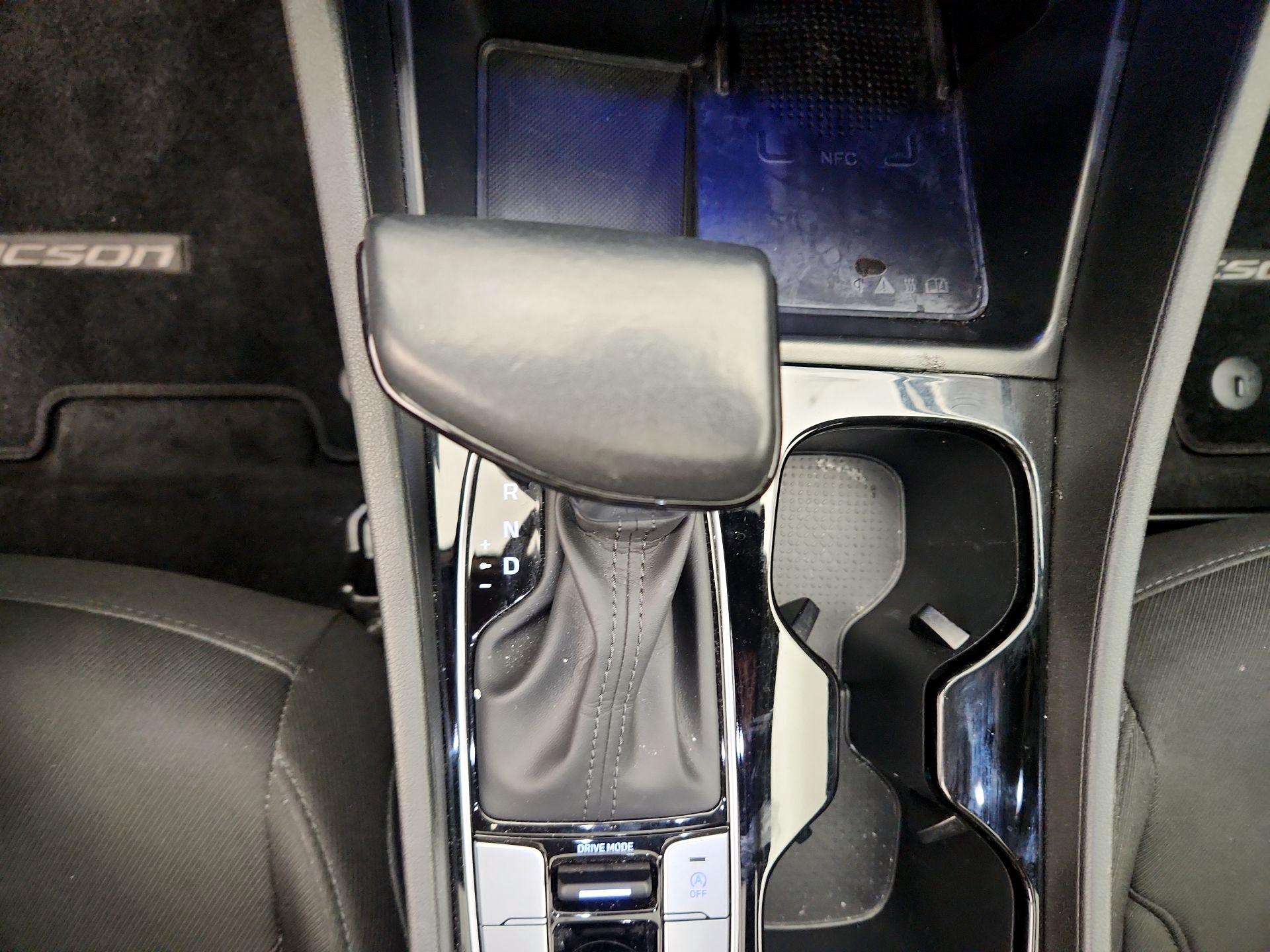 Thumbnail: 2022 Hyundai Tucson - 17