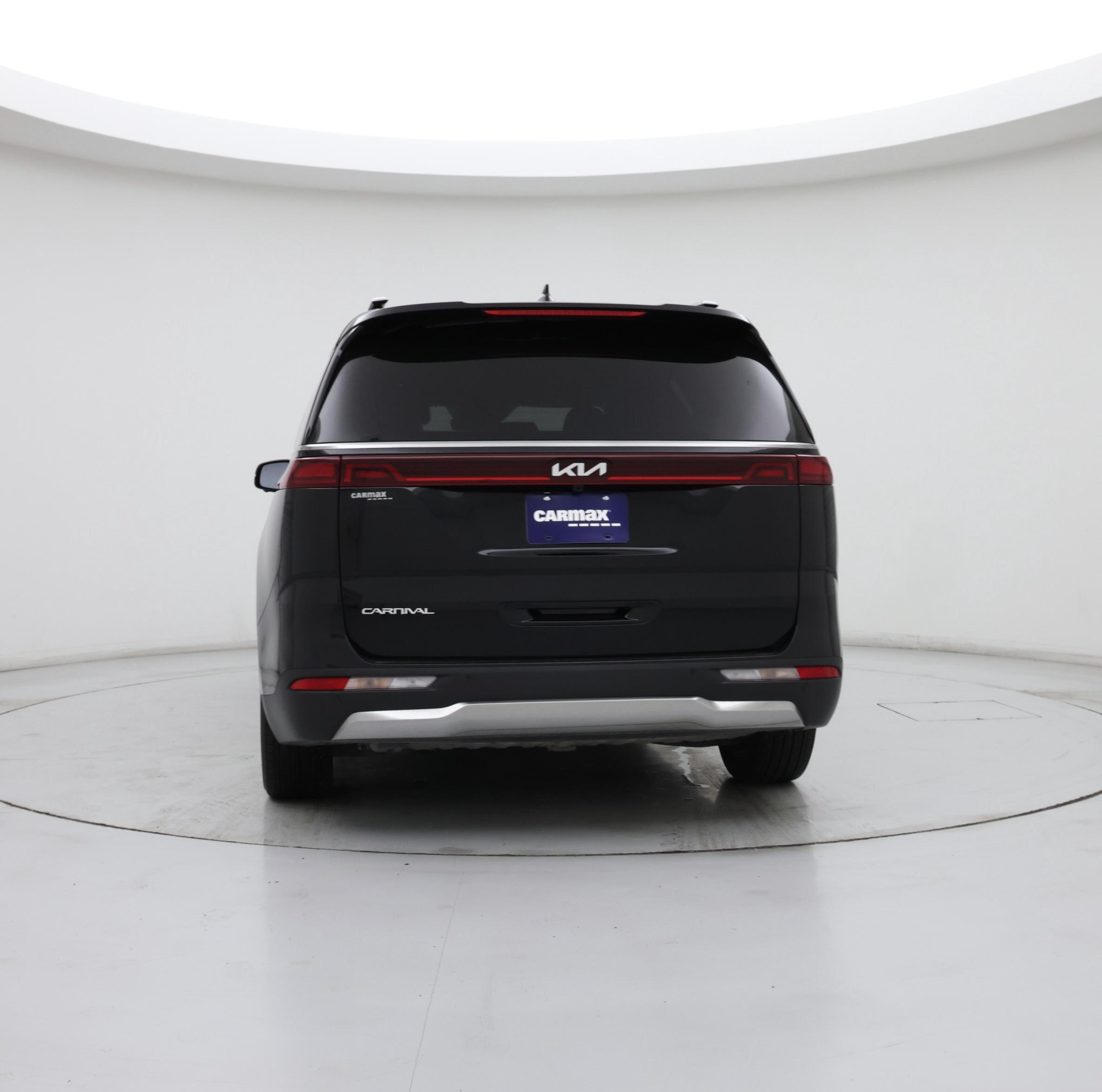 Thumbnail: 2023 Kia Carnival - 6