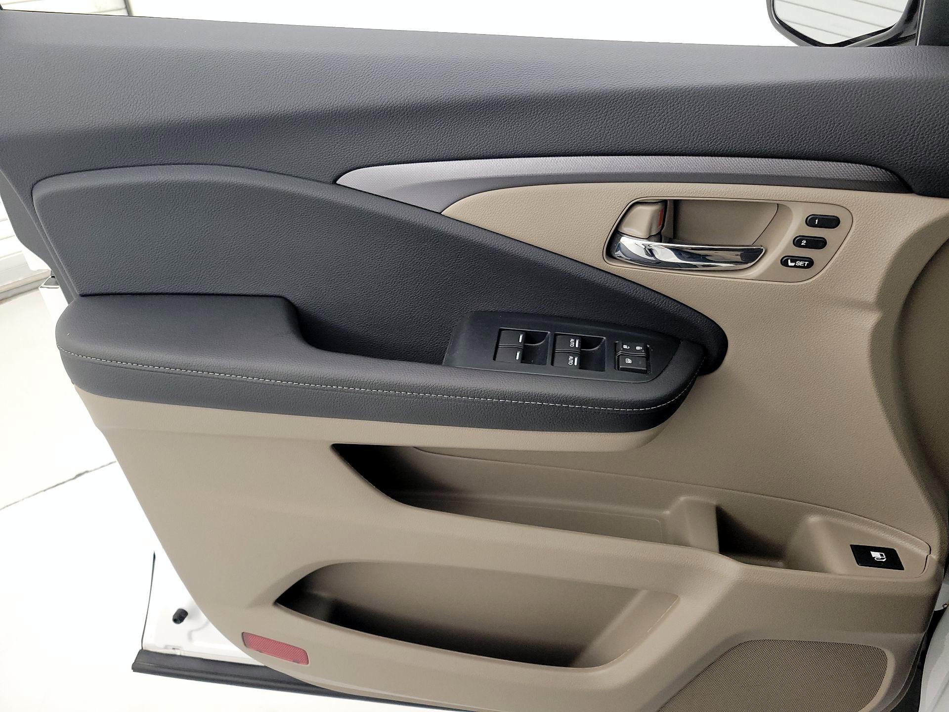 Thumbnail: 2023 Honda Ridgeline - 12