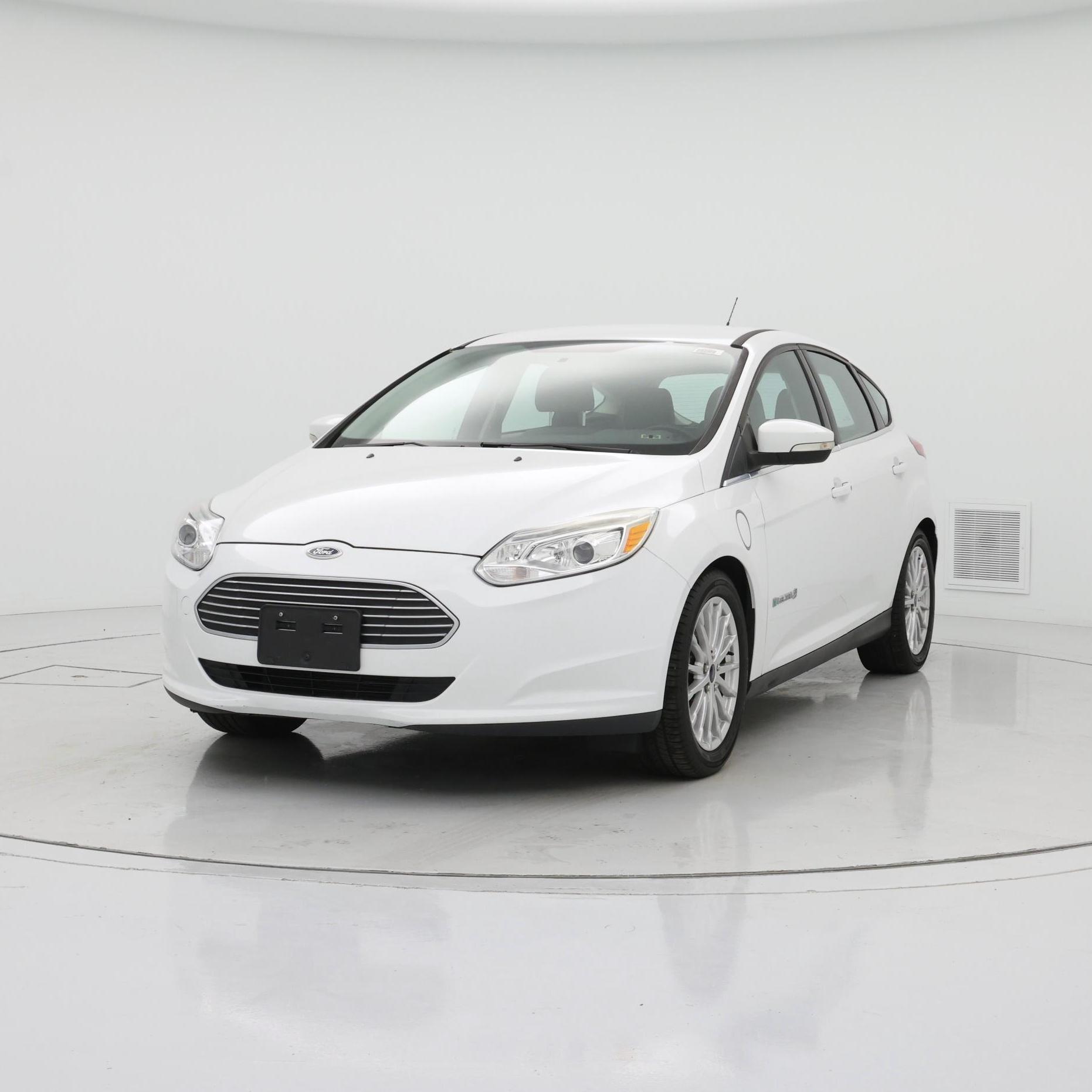 Thumbnail: 2016 Ford Focus - 4