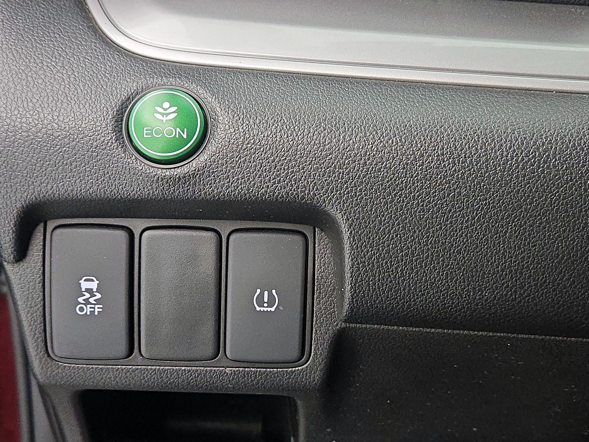 Thumbnail: 2015 Honda CR-V - 13