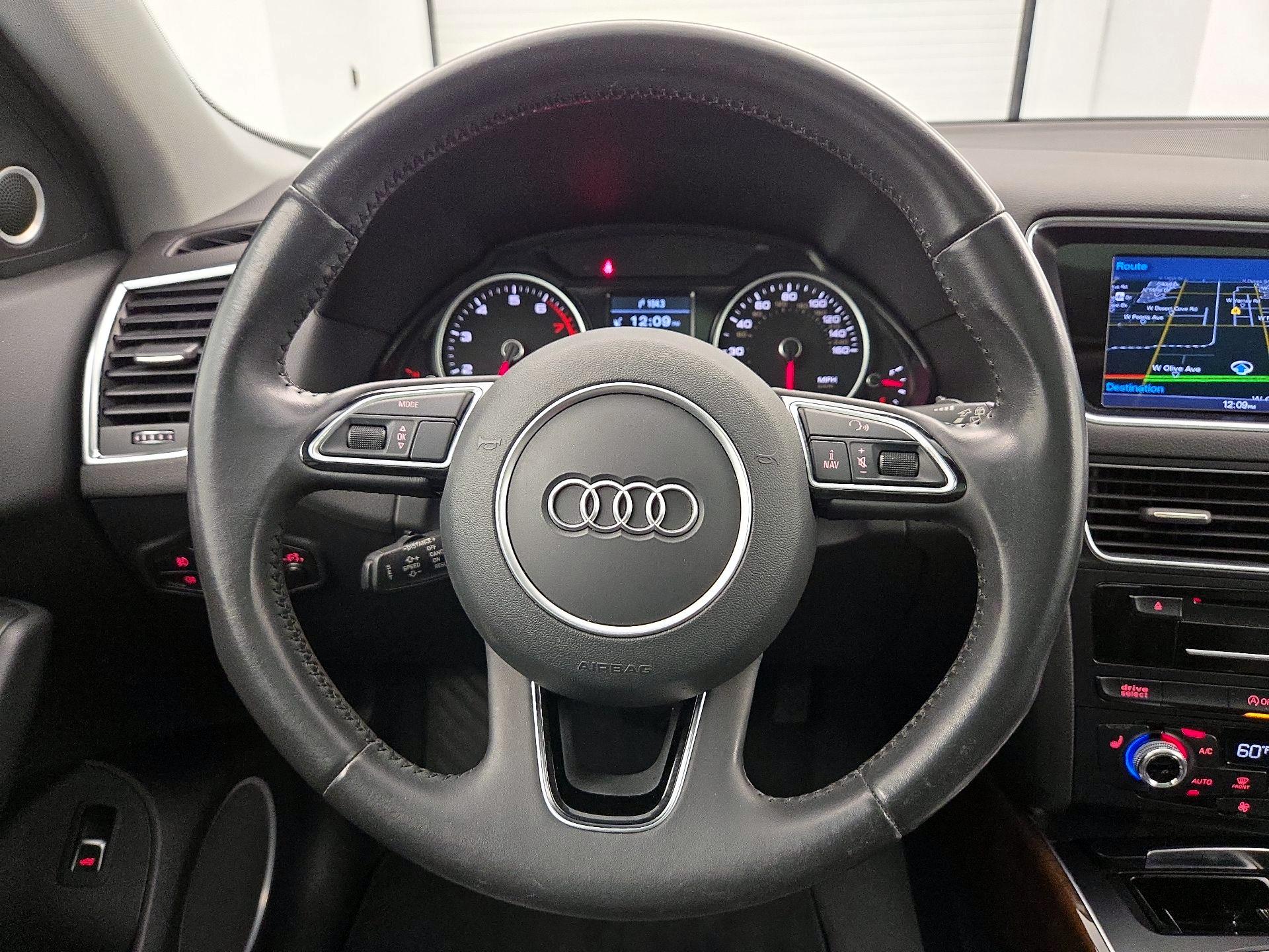 Thumbnail: 2015 Audi Q5 - 10