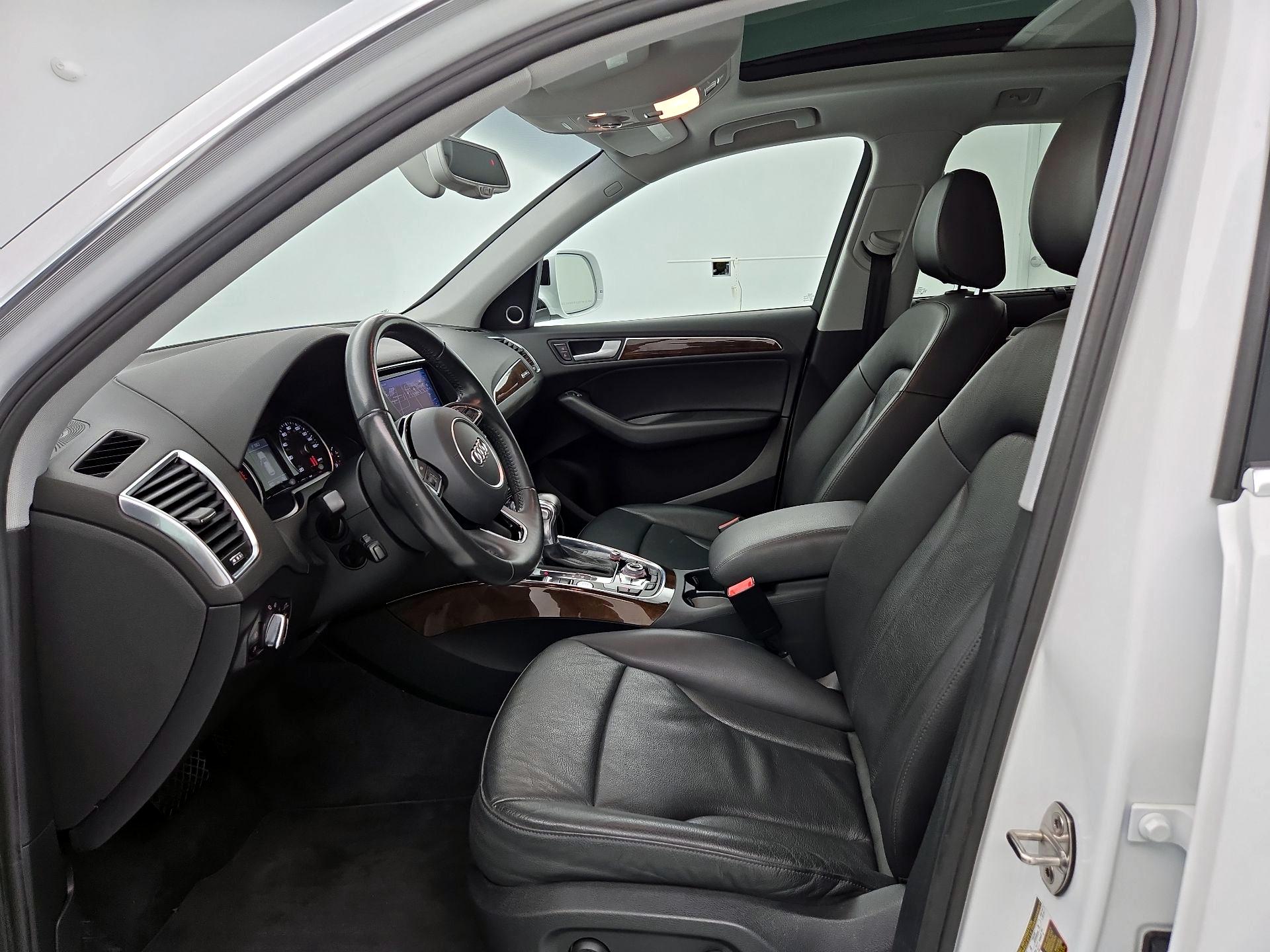 Thumbnail: 2015 Audi Q5 - 11