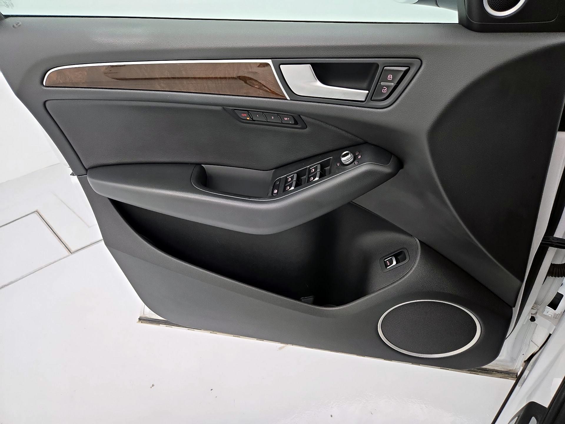 Thumbnail: 2015 Audi Q5 - 12