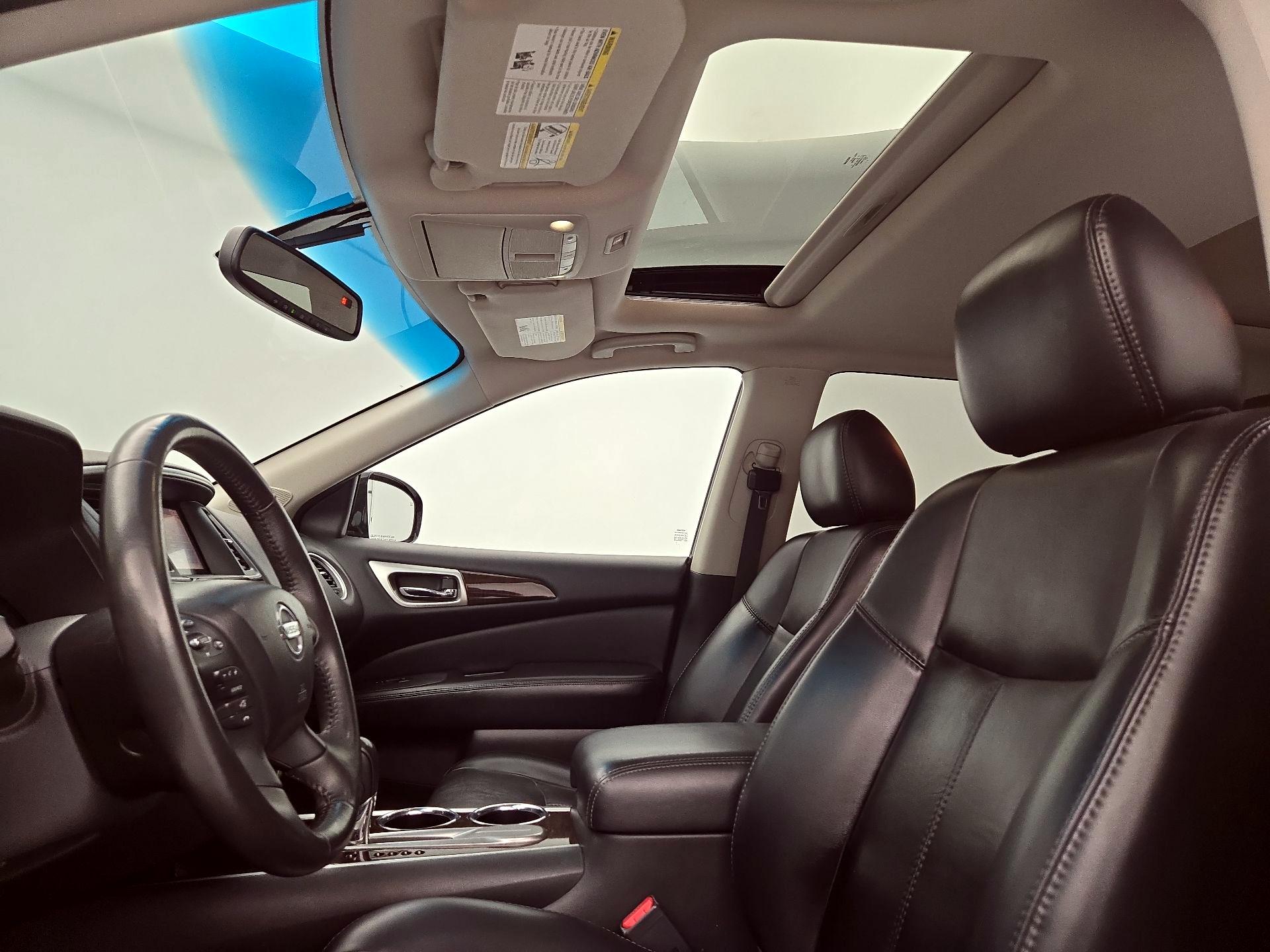 Thumbnail: 2014 Nissan Pathfinder - 19