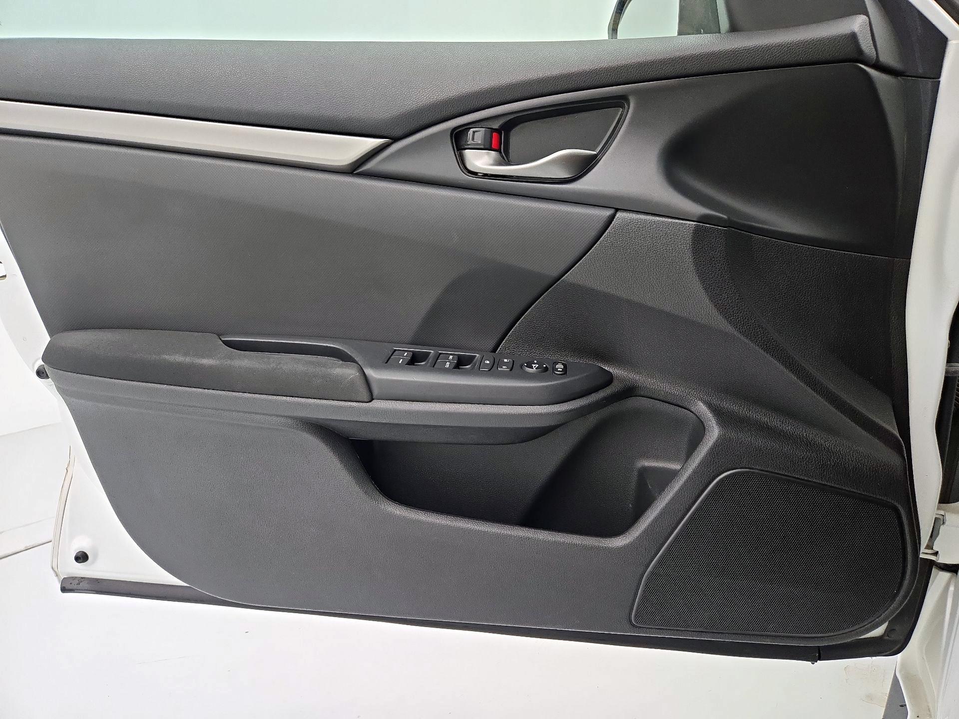 Thumbnail: 2019 Honda Civic - 12