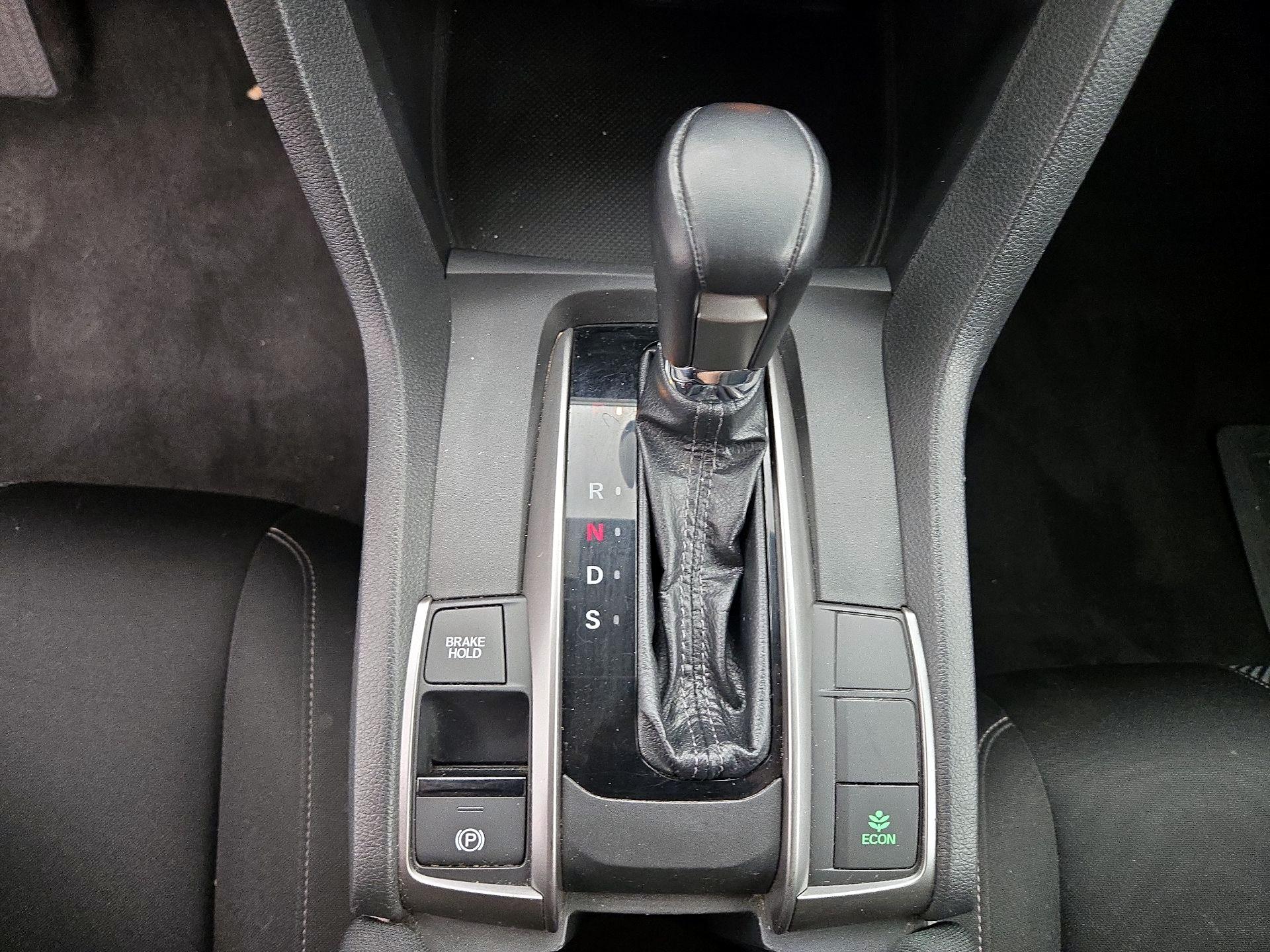 Thumbnail: 2019 Honda Civic - 17