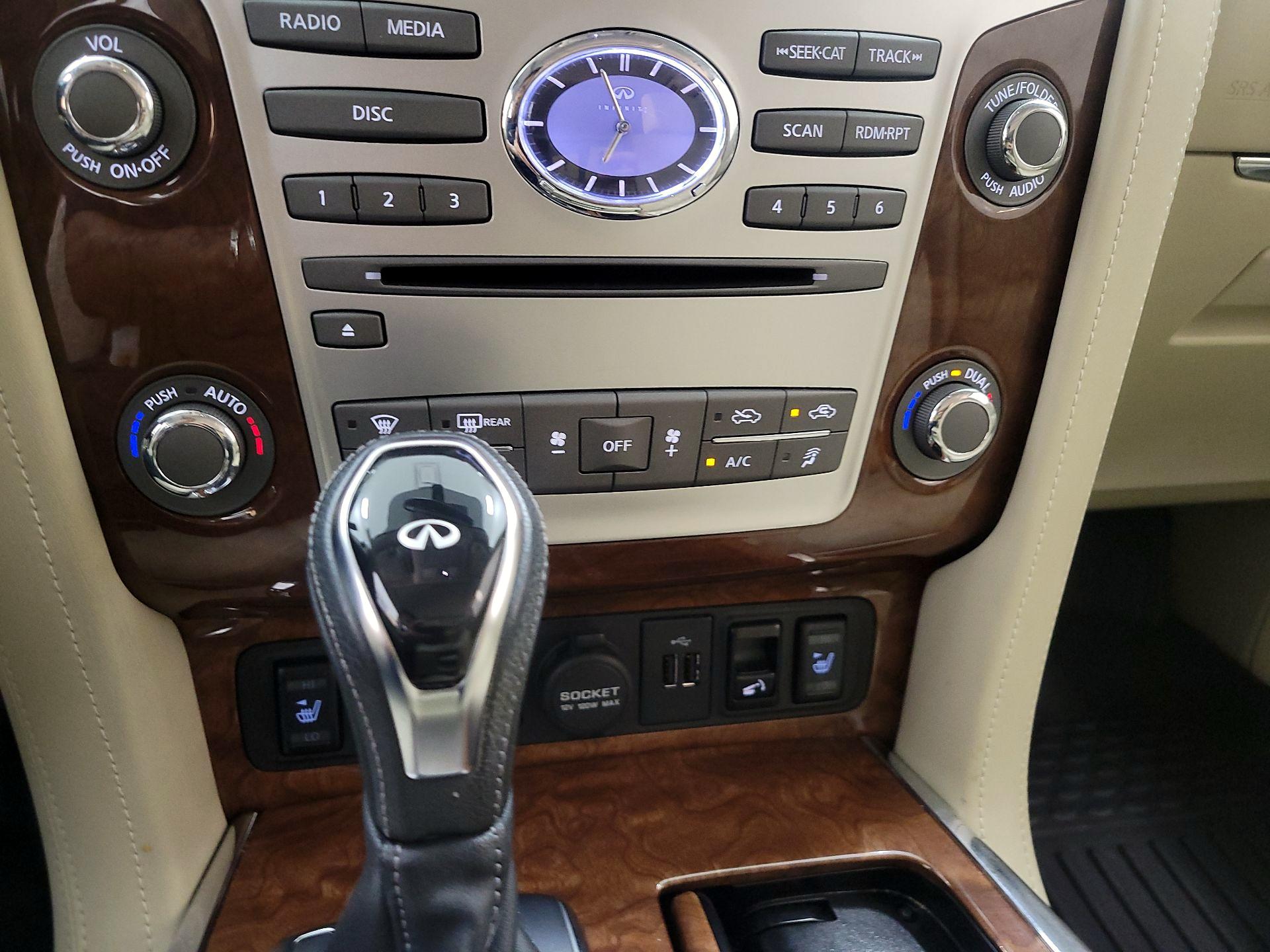 Thumbnail: 2018 INFINITI QX80 - 17