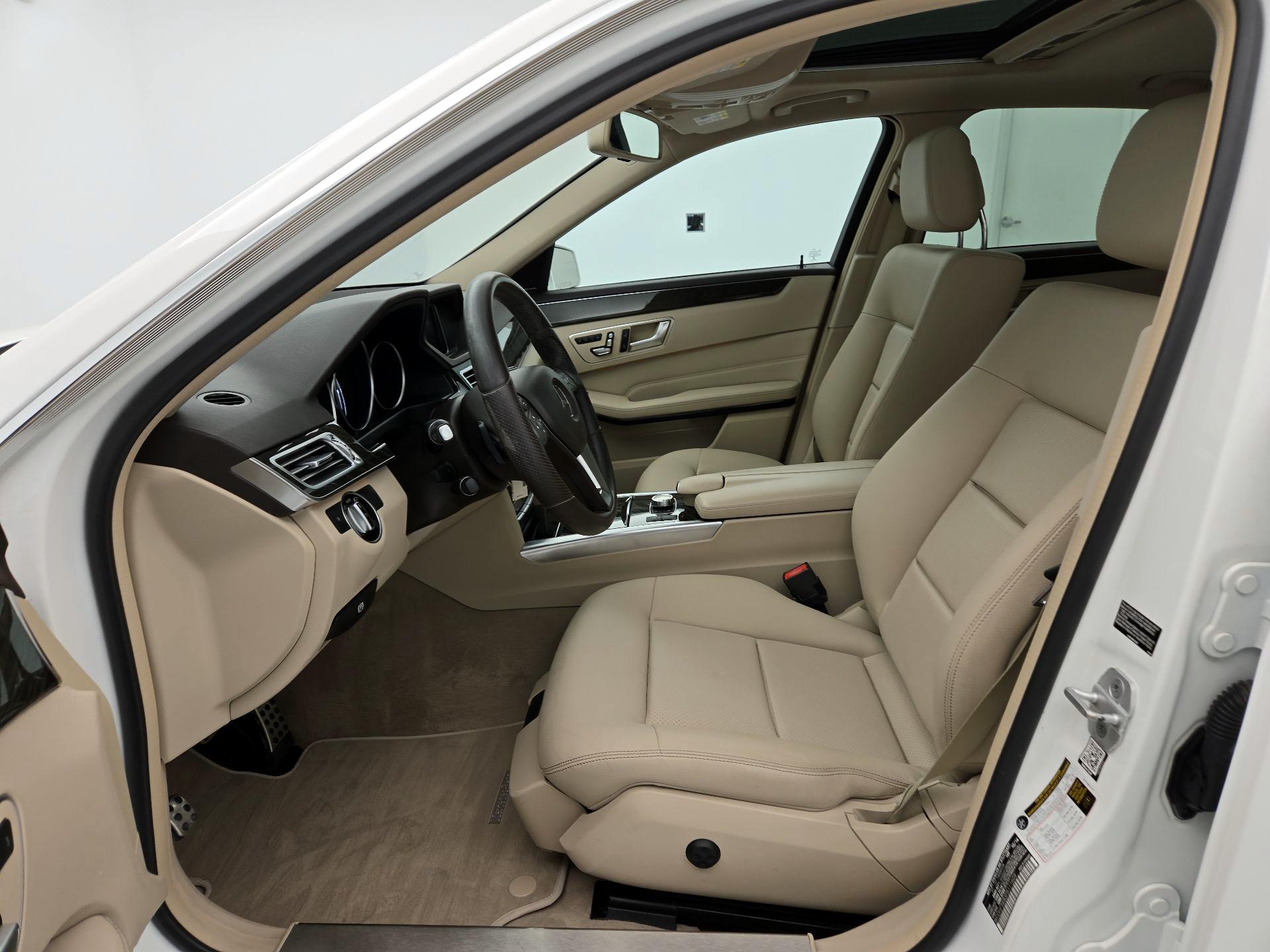 Thumbnail: 2015 Mercedes-Benz E-Class - 11