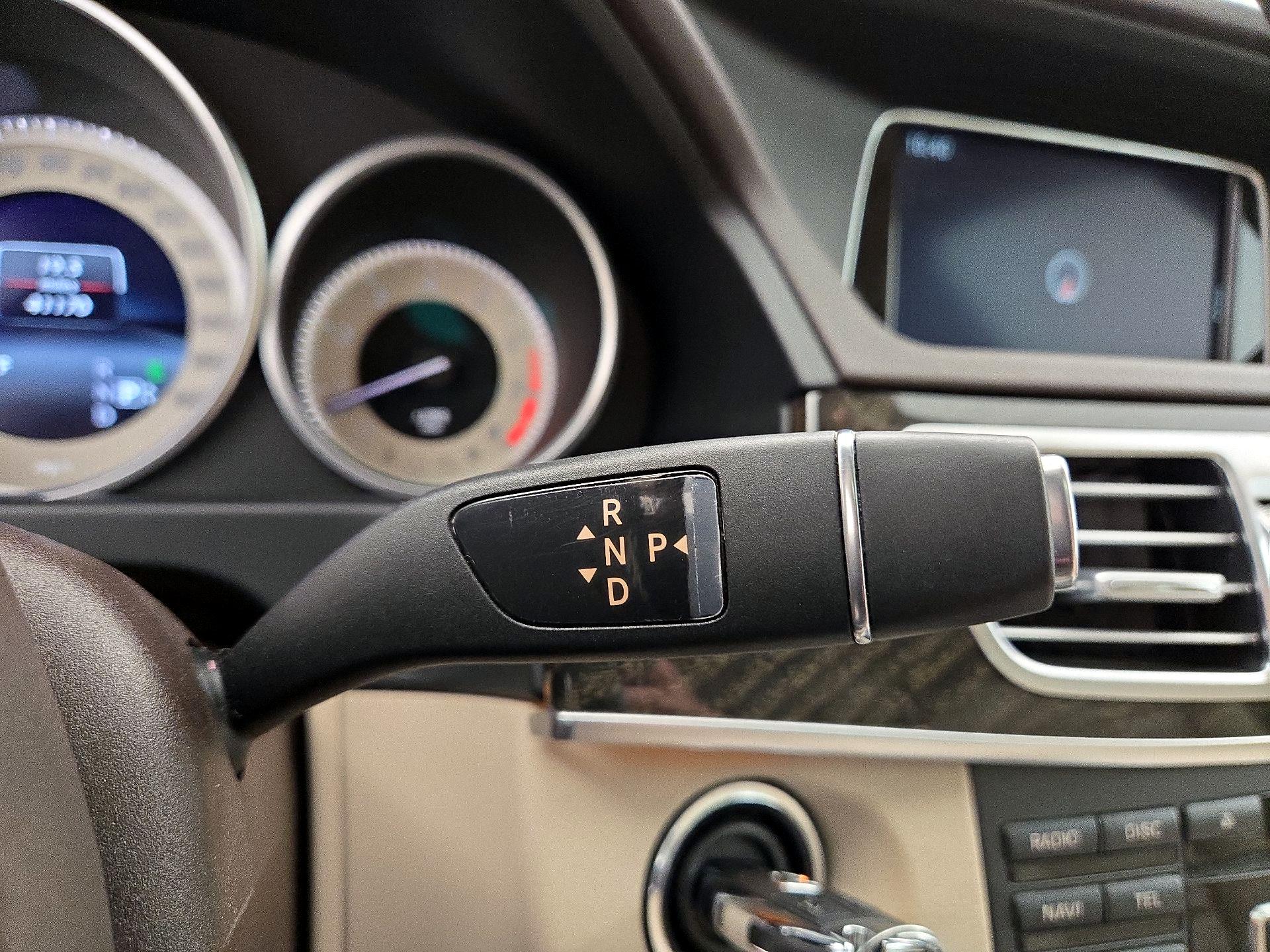 Thumbnail: 2015 Mercedes-Benz E-Class - 18