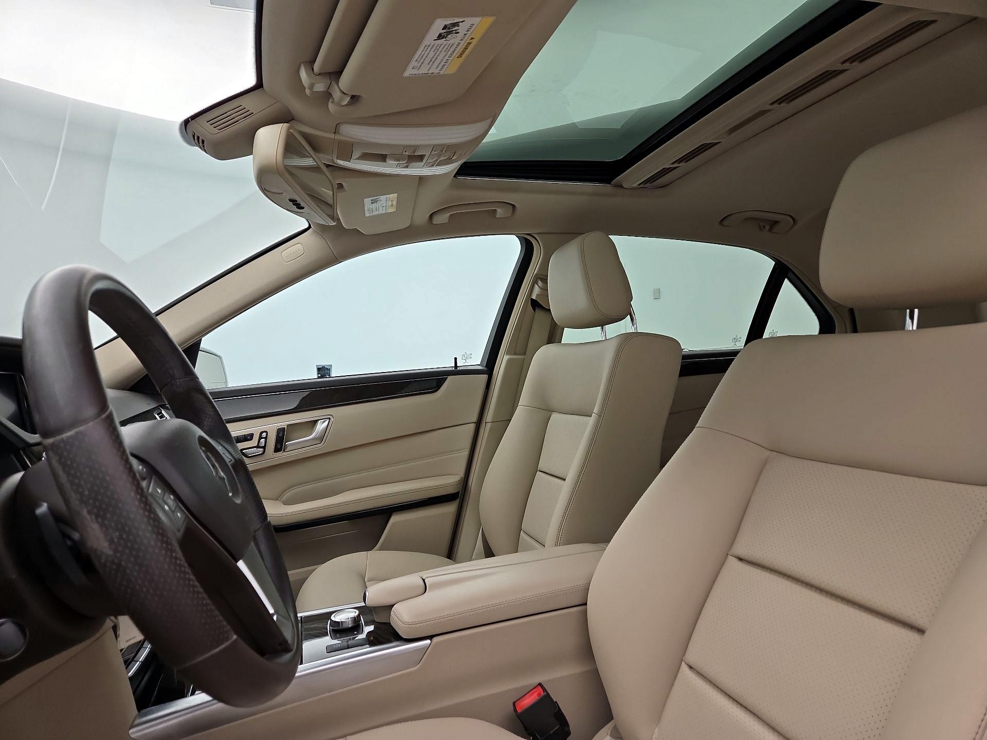 Thumbnail: 2015 Mercedes-Benz E-Class - 20