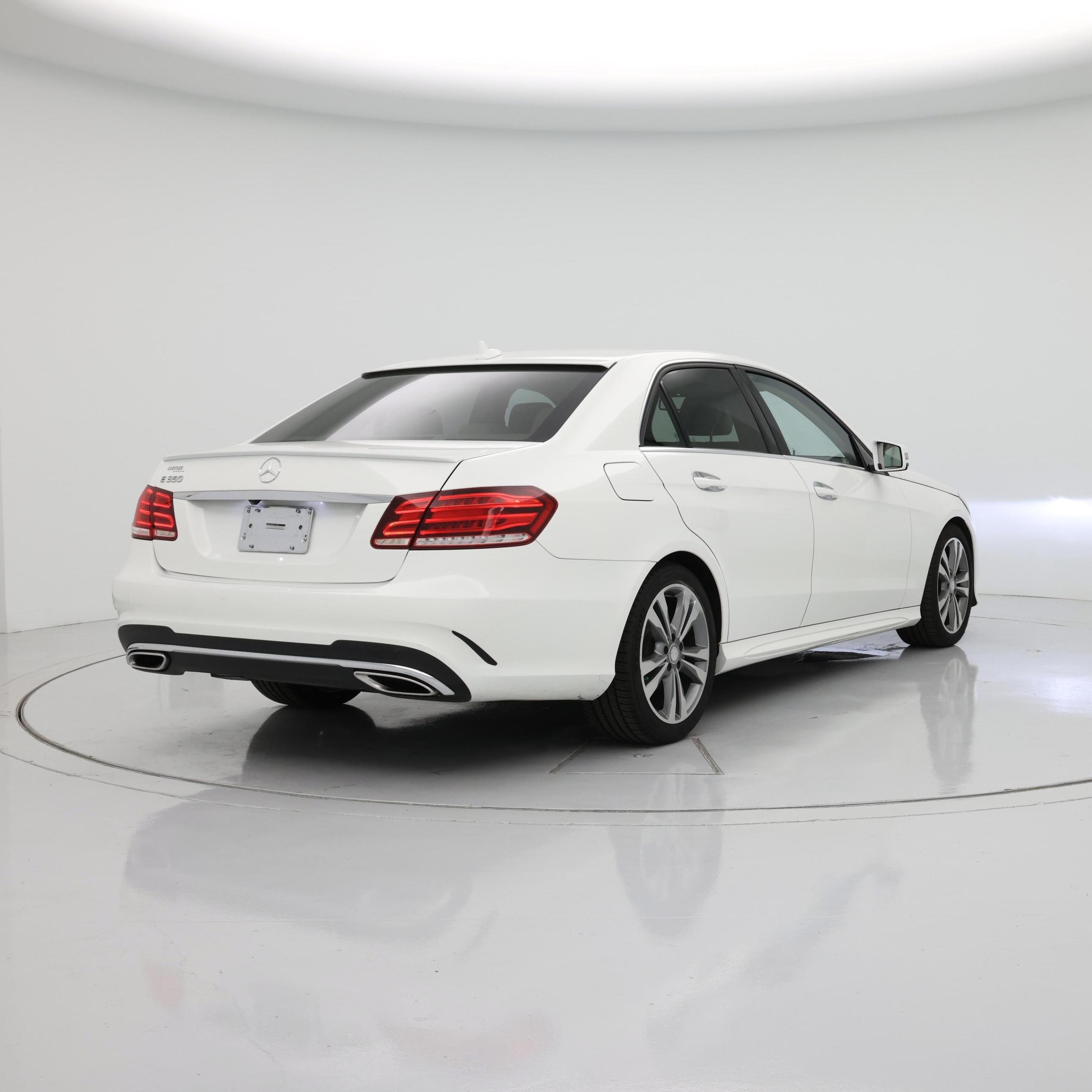 Thumbnail: 2015 Mercedes-Benz E-Class - 8