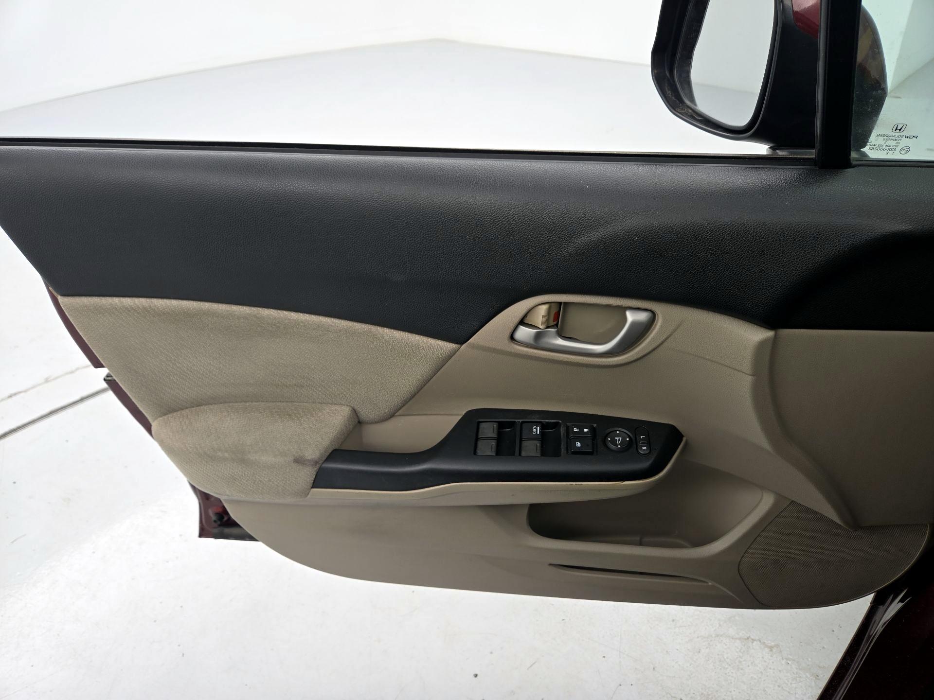 Thumbnail: 2013 Honda Civic - 12