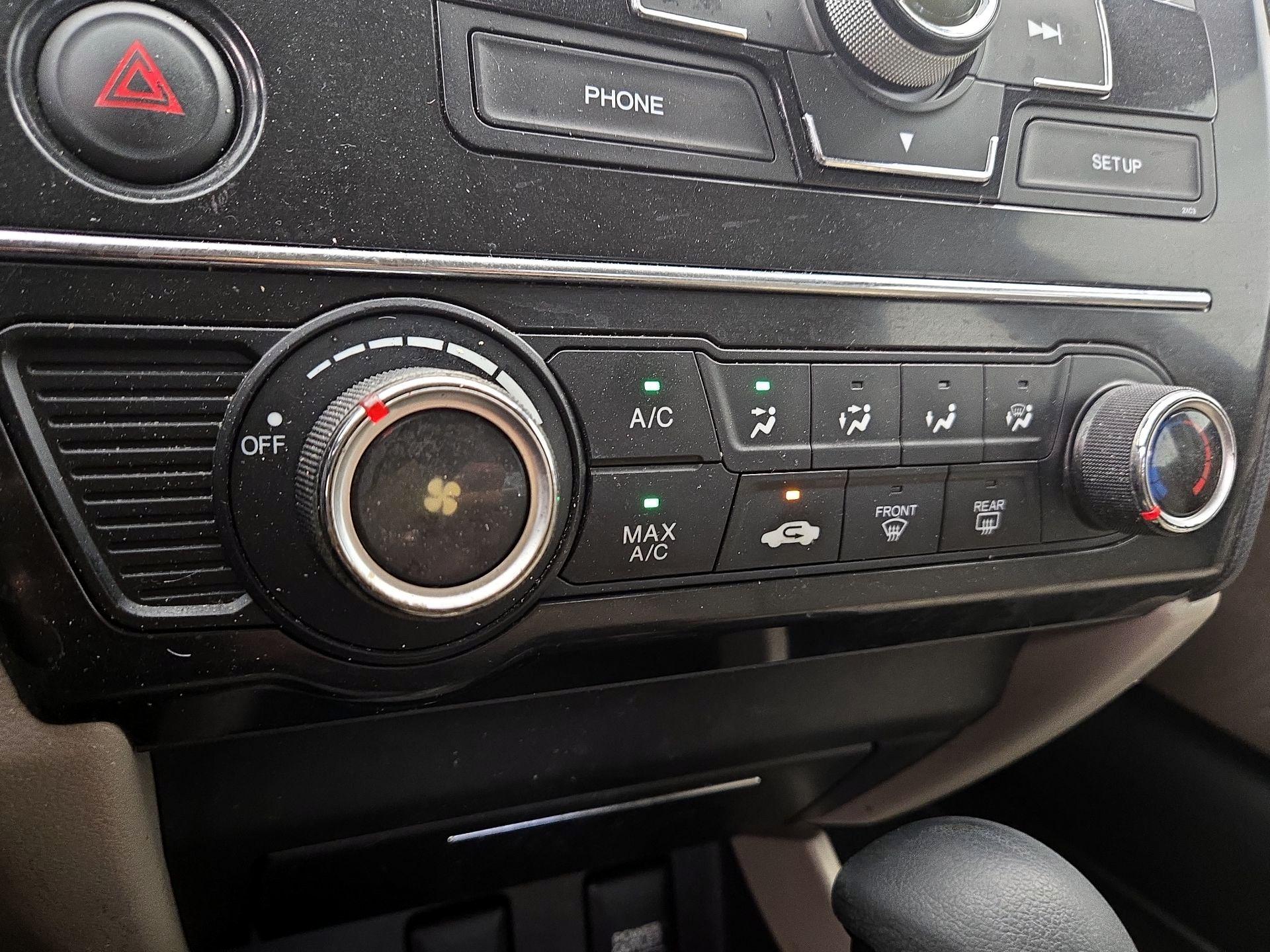 Thumbnail: 2013 Honda Civic - 16